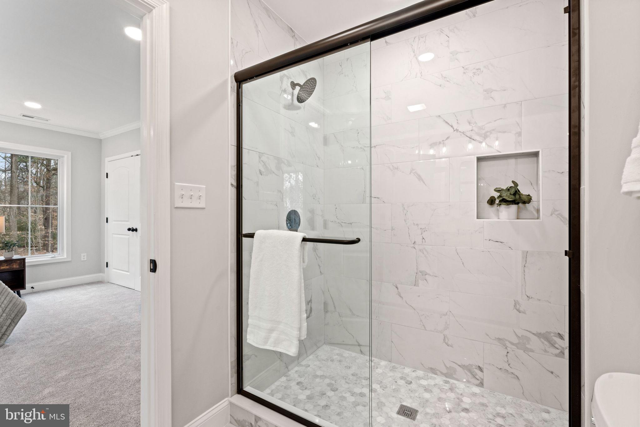 GUNSTON MANOR - Residential