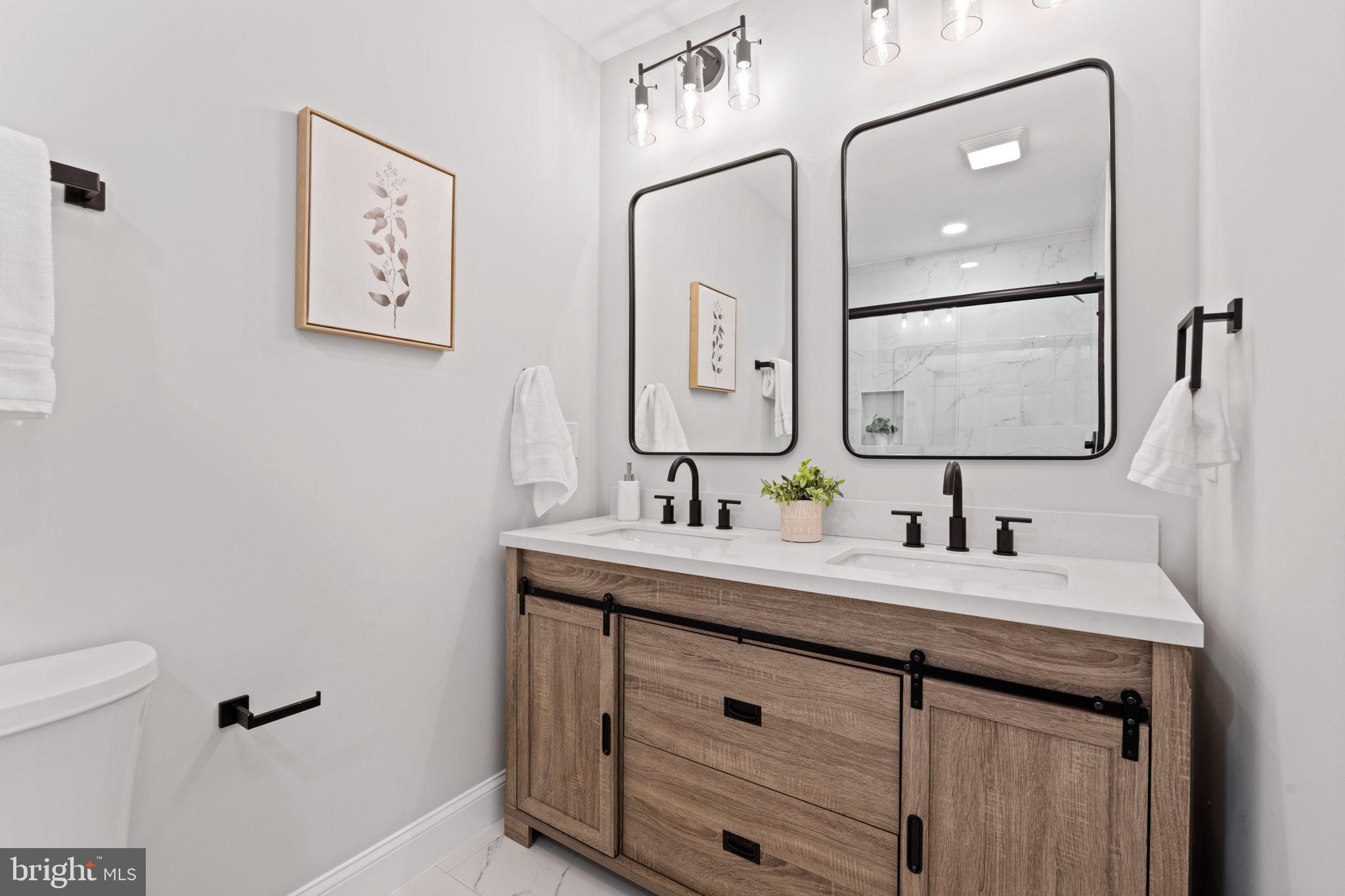 GUNSTON MANOR - Residential