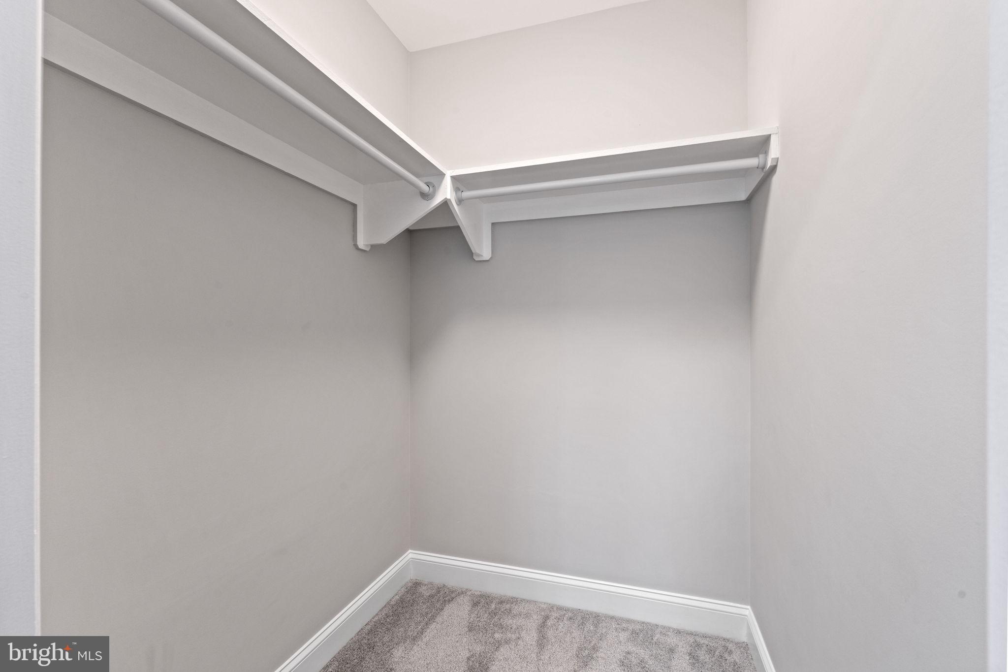 GUNSTON MANOR - Residential