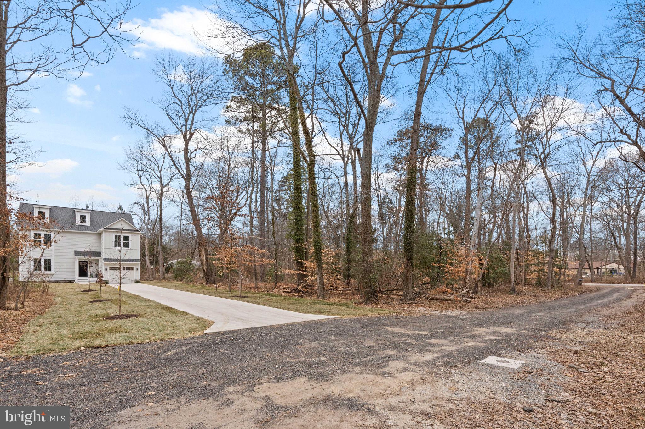 GUNSTON MANOR - Residential