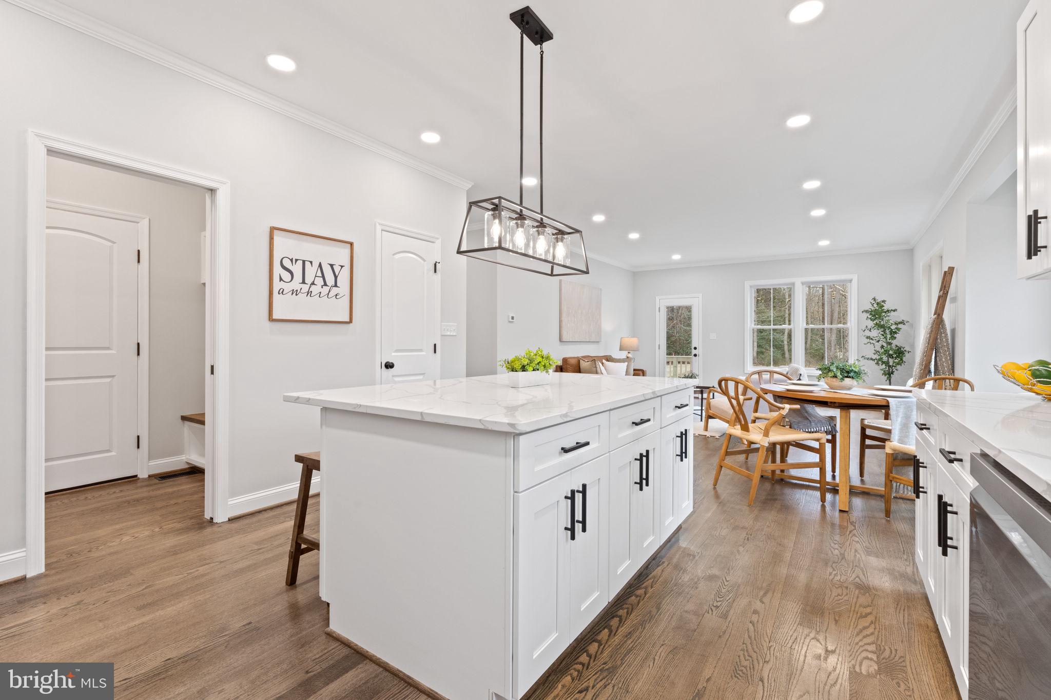 GUNSTON MANOR - Residential