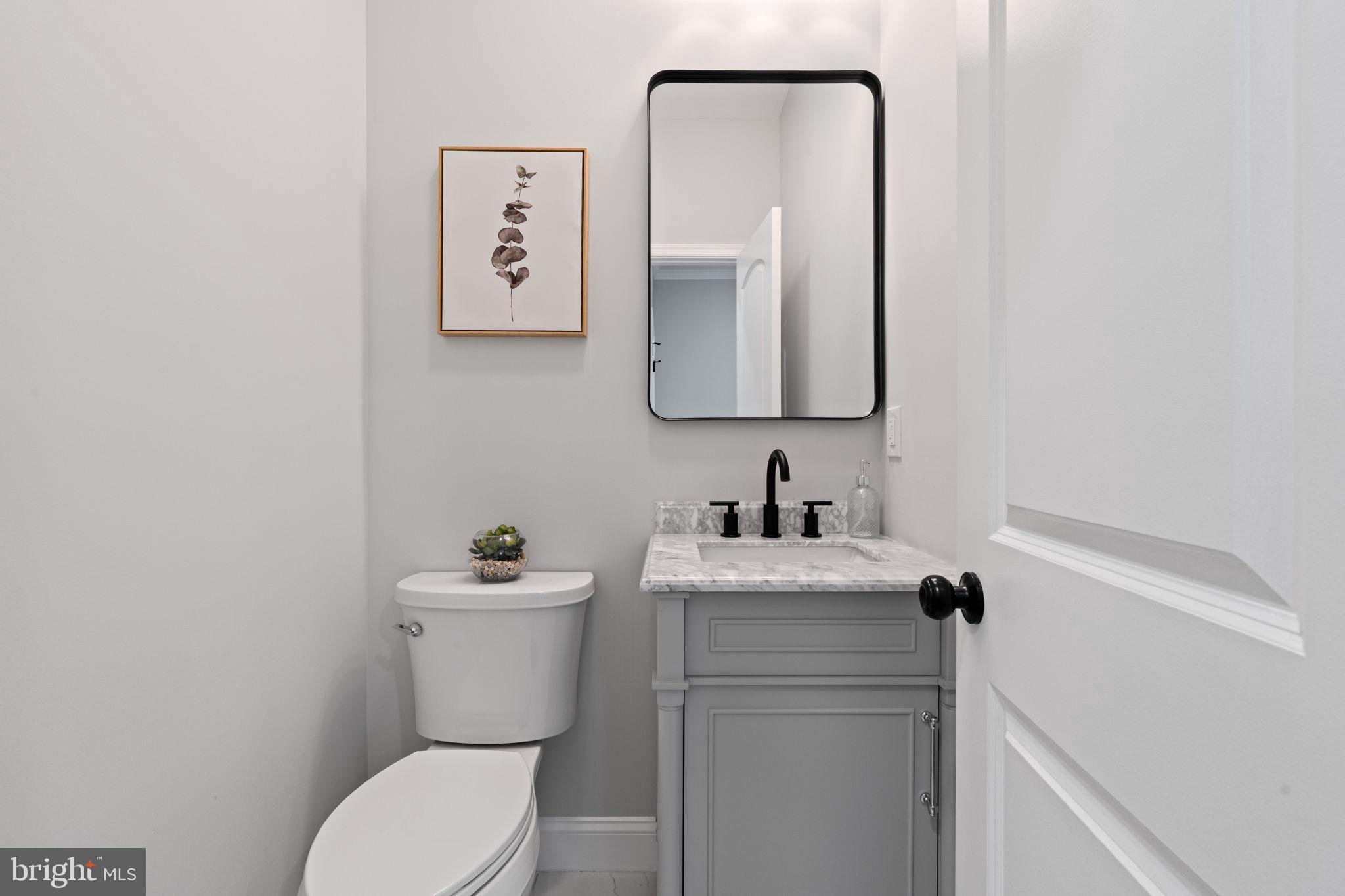 GUNSTON MANOR - Residential