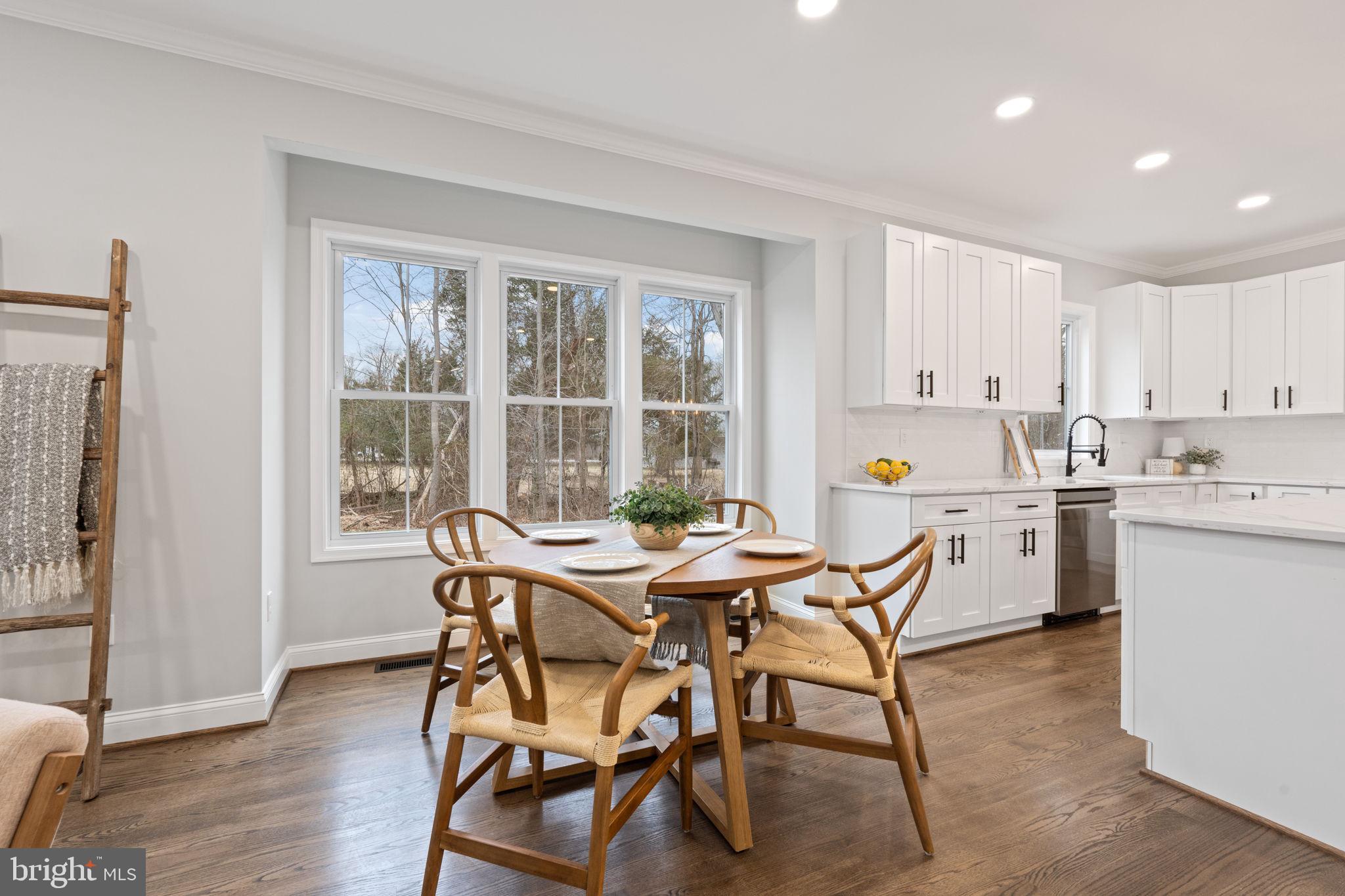 GUNSTON MANOR - Residential