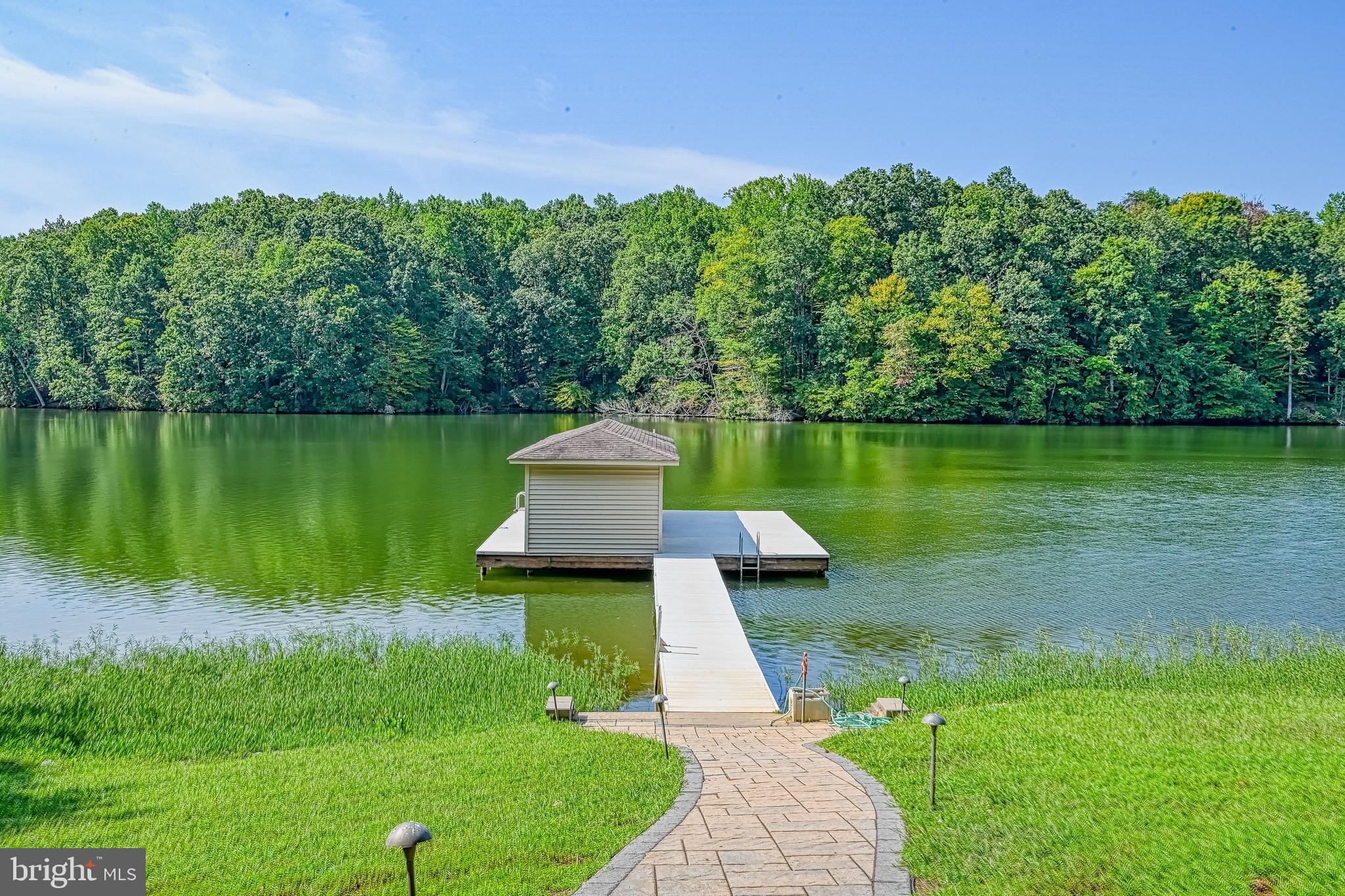 WYNDEMERE - Residential