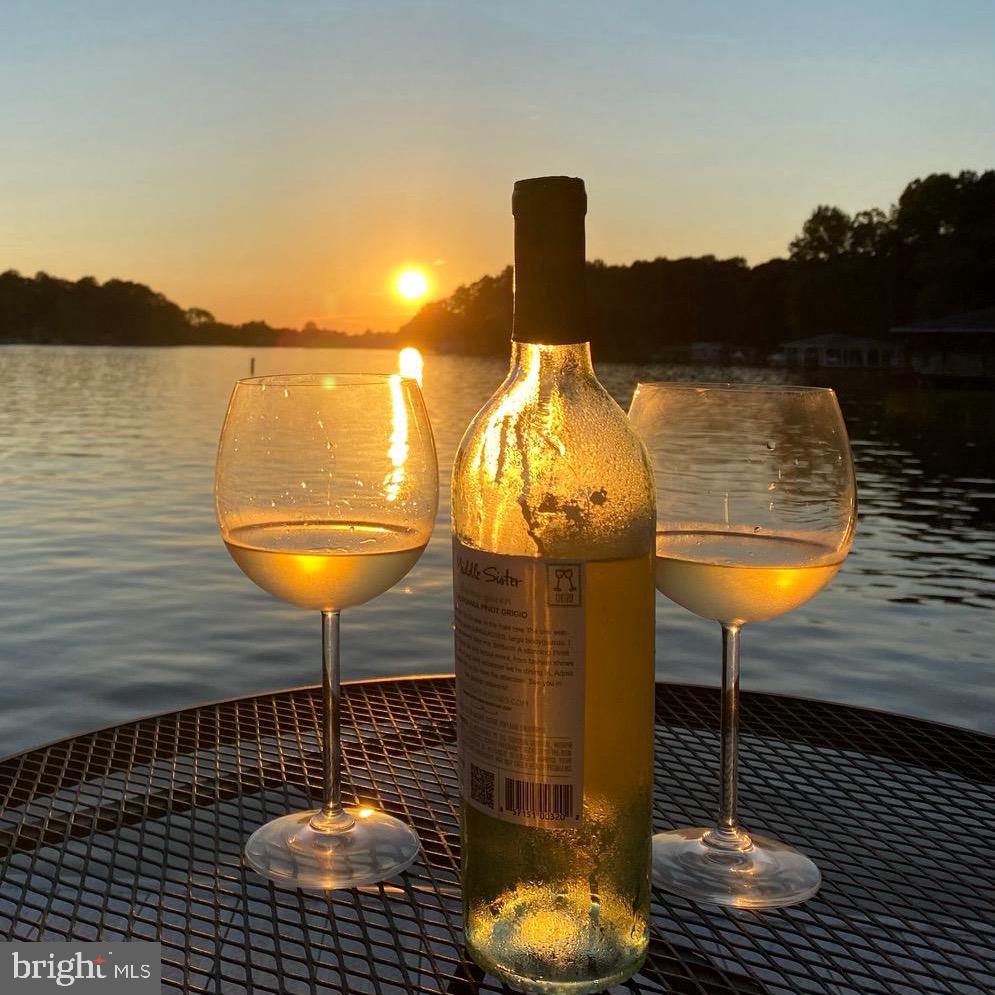 WYNDEMERE - Residential