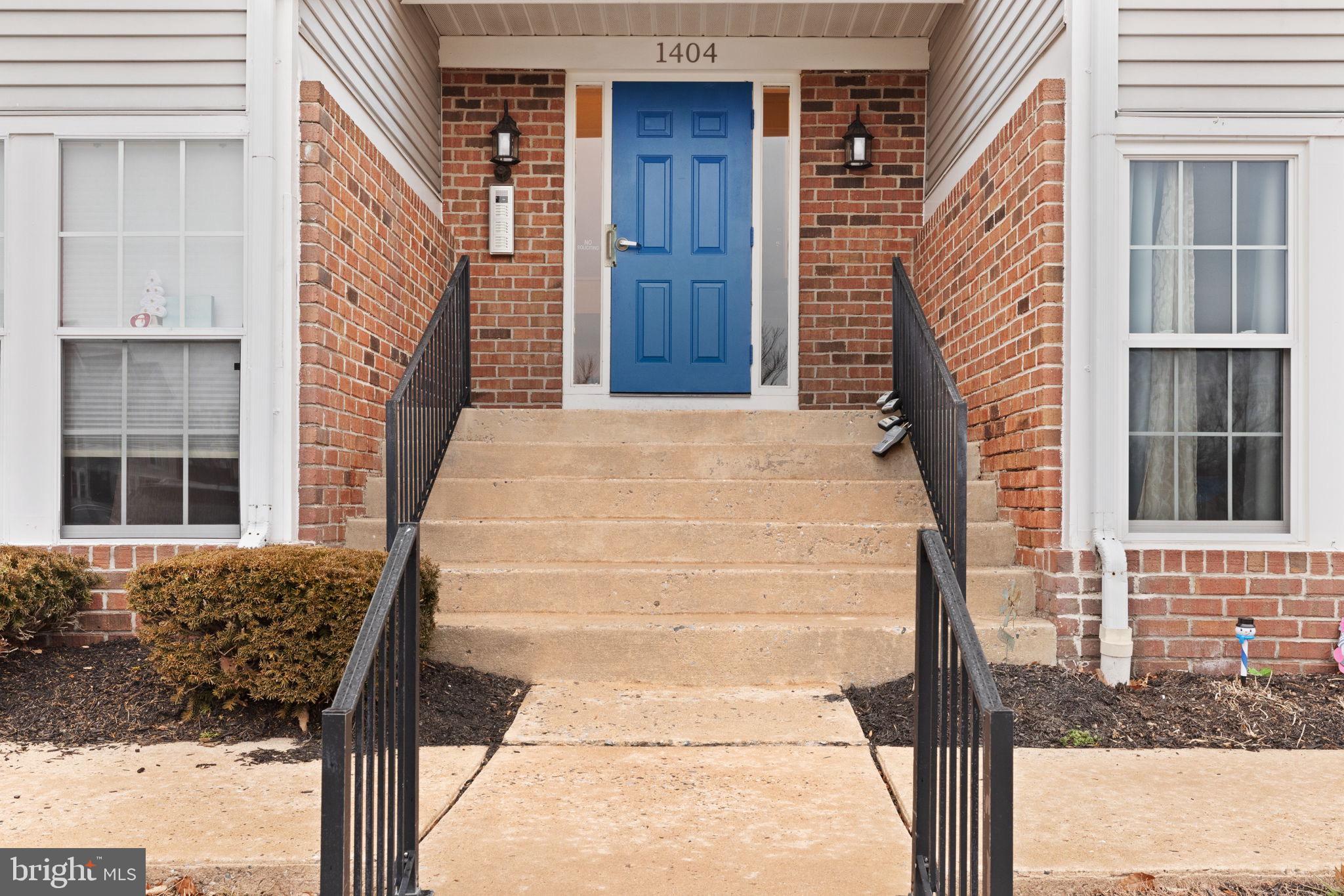 RIVERSIDE - Residential