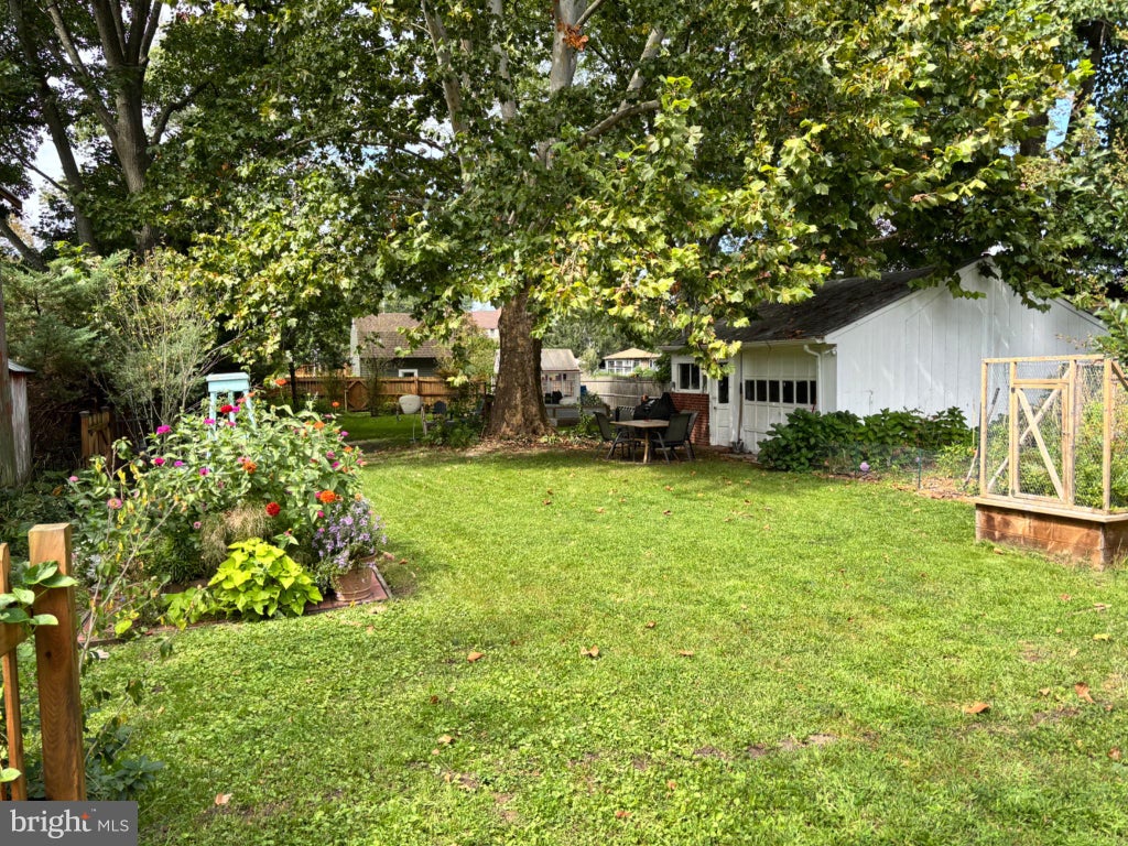 Photo of 539 Park Ave, SWEDESBORO, NJ 08085 (MLS # NJGL2078360)