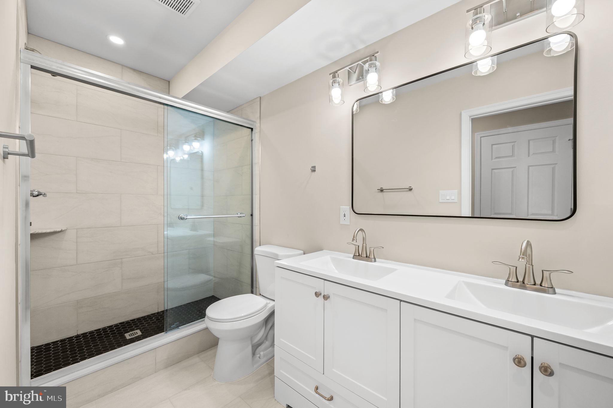 TEMPLE UNIVERSITY - Residential Lease