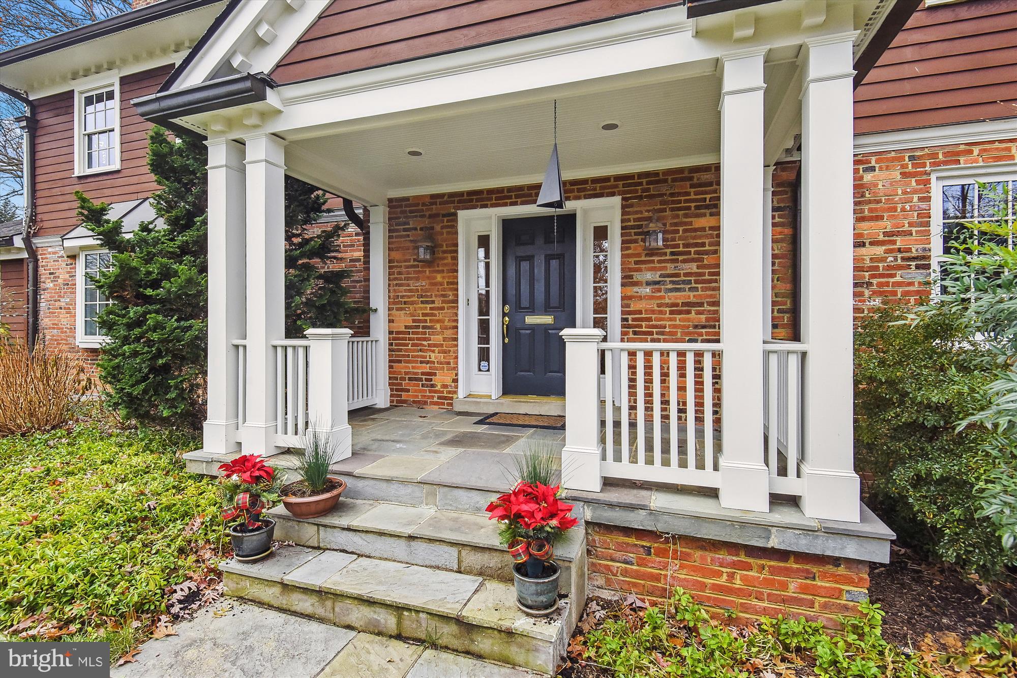 BELLEVUE FOREST - Residential