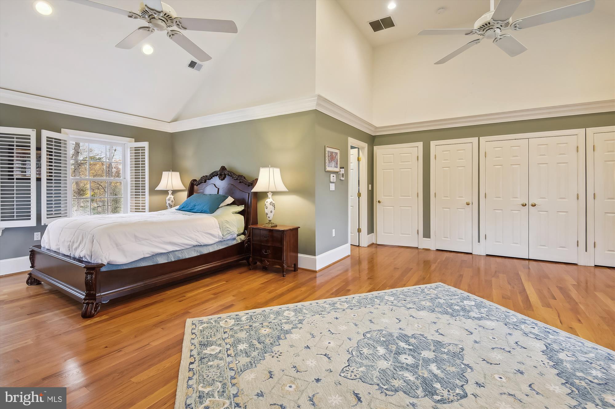 BELLEVUE FOREST - Residential