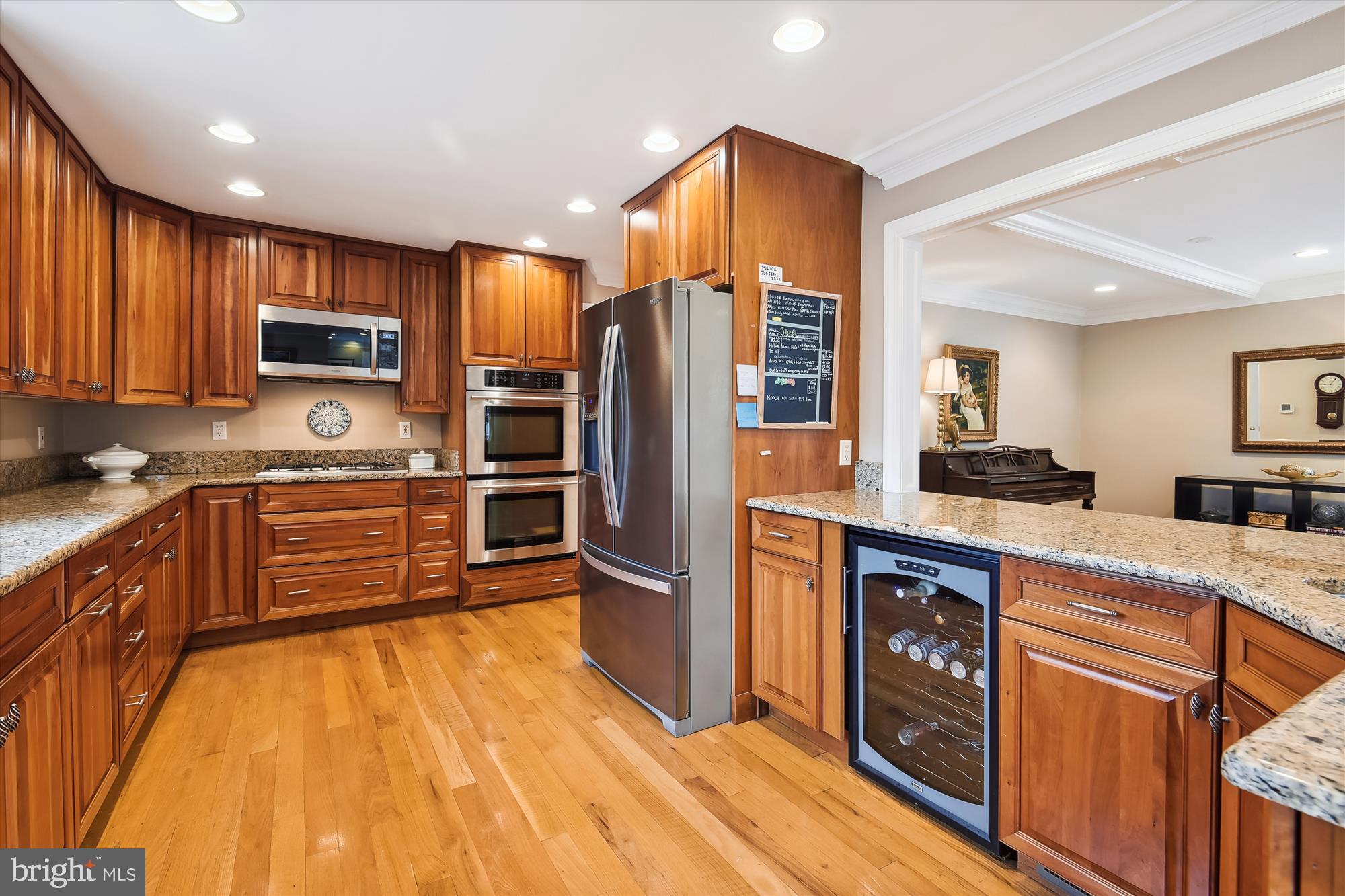 BELLEVUE FOREST - Residential