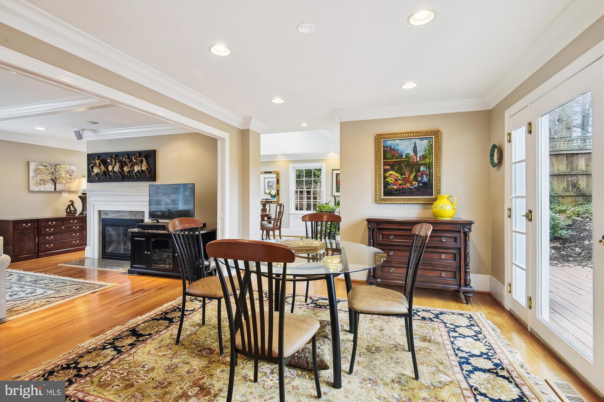 BELLEVUE FOREST - Residential