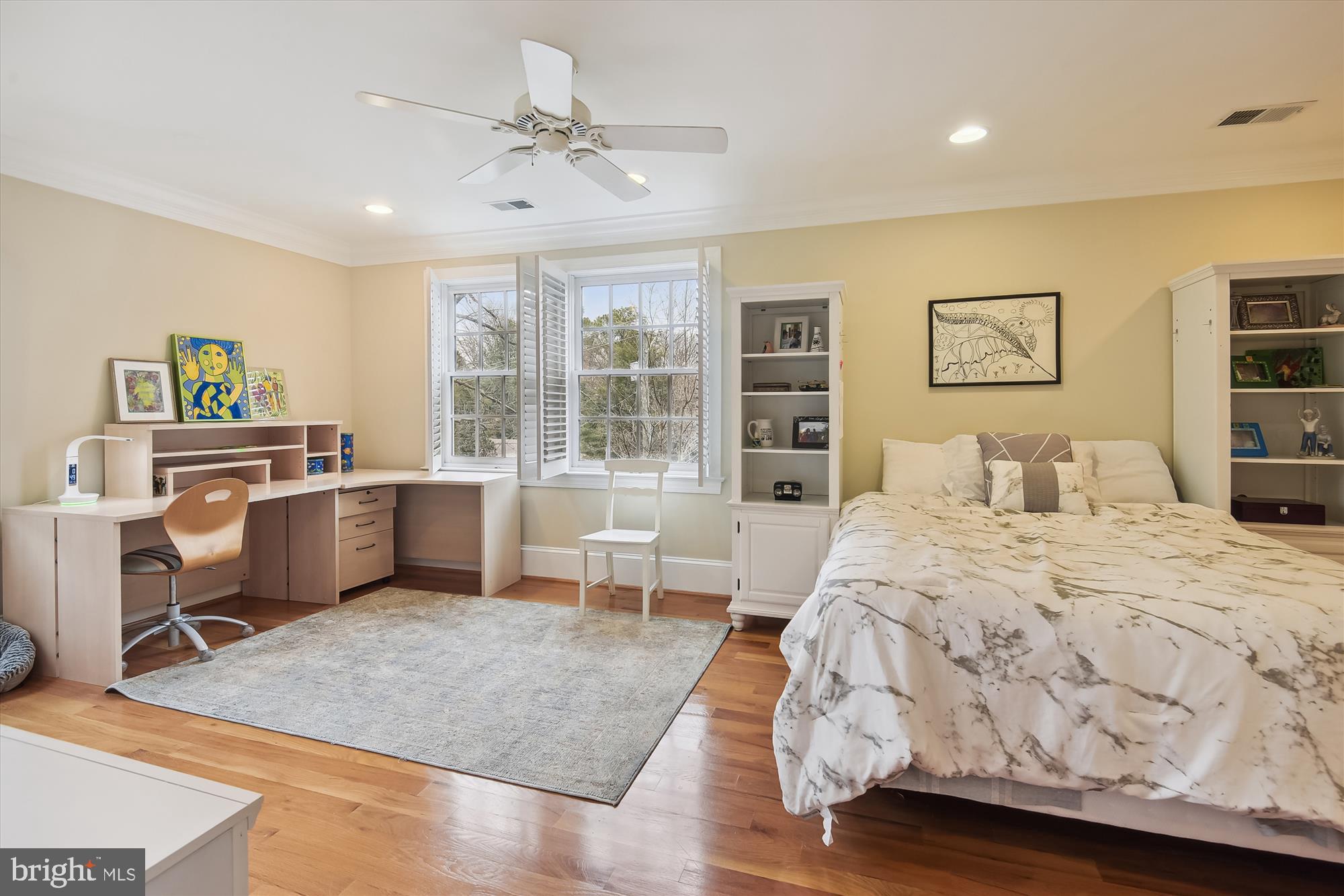 BELLEVUE FOREST - Residential