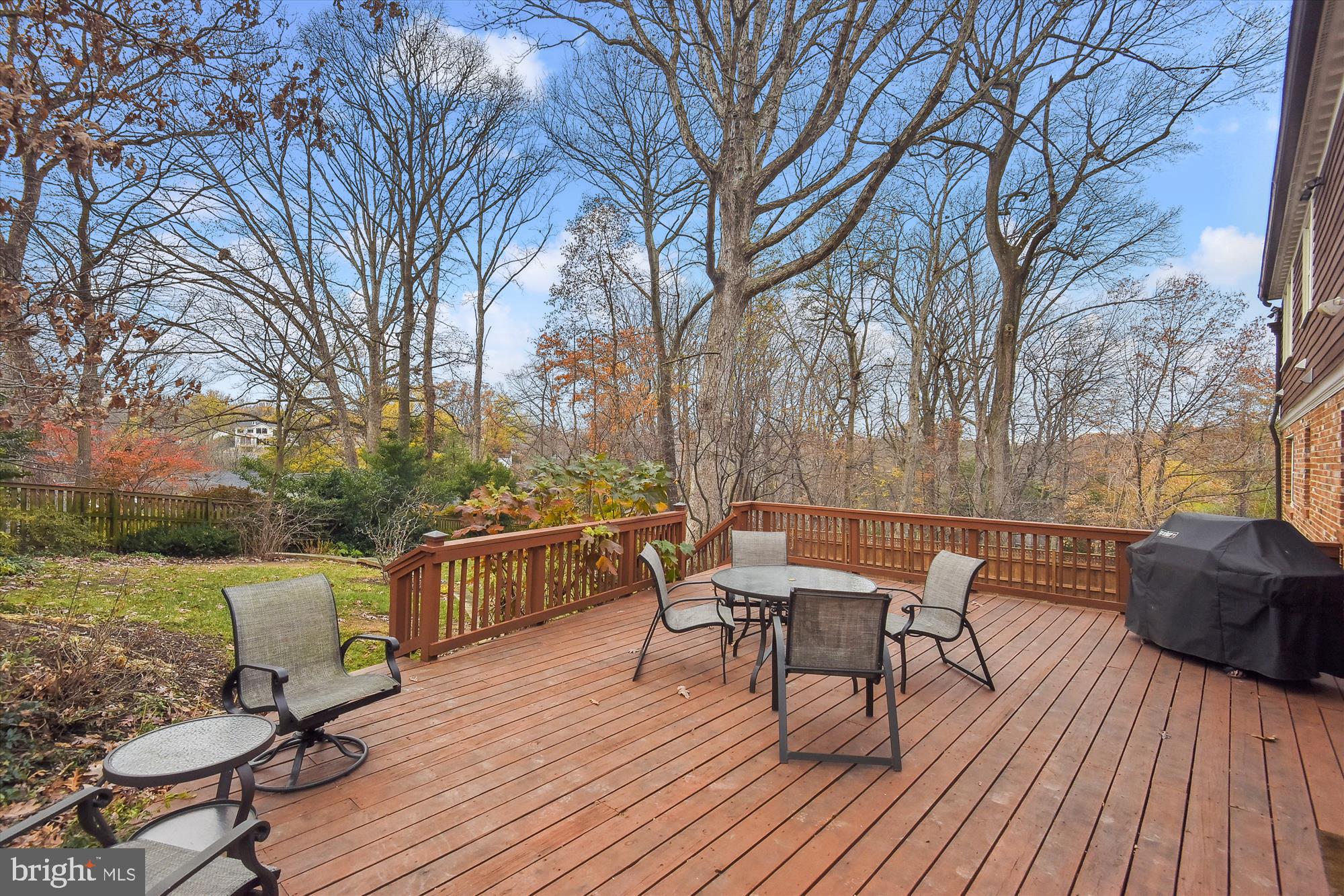 BELLEVUE FOREST - Residential