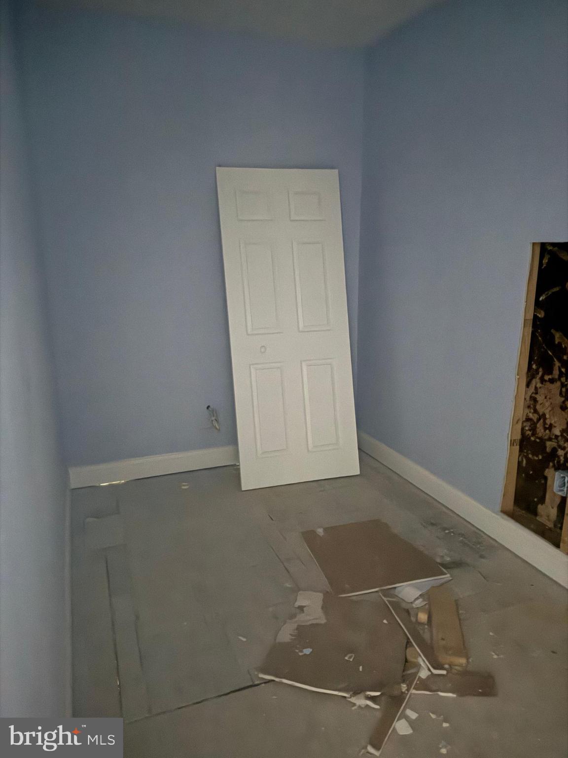 EAST BALTIMORE MIDWAY - Residential