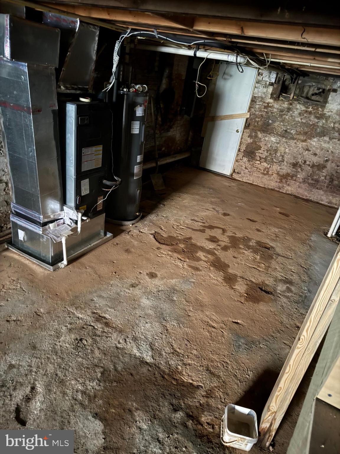 2626 E PRESTON STREET