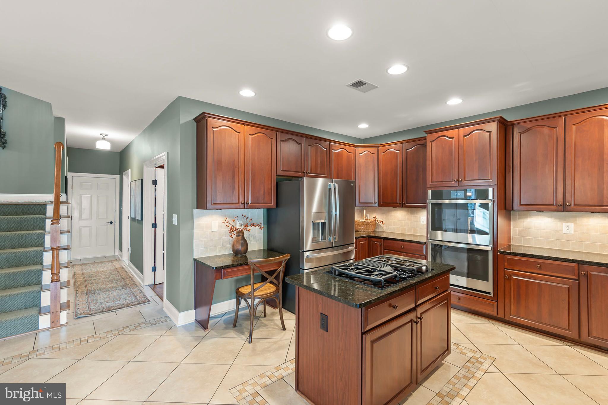 HARVEST RIDGE ESTATES - Residential