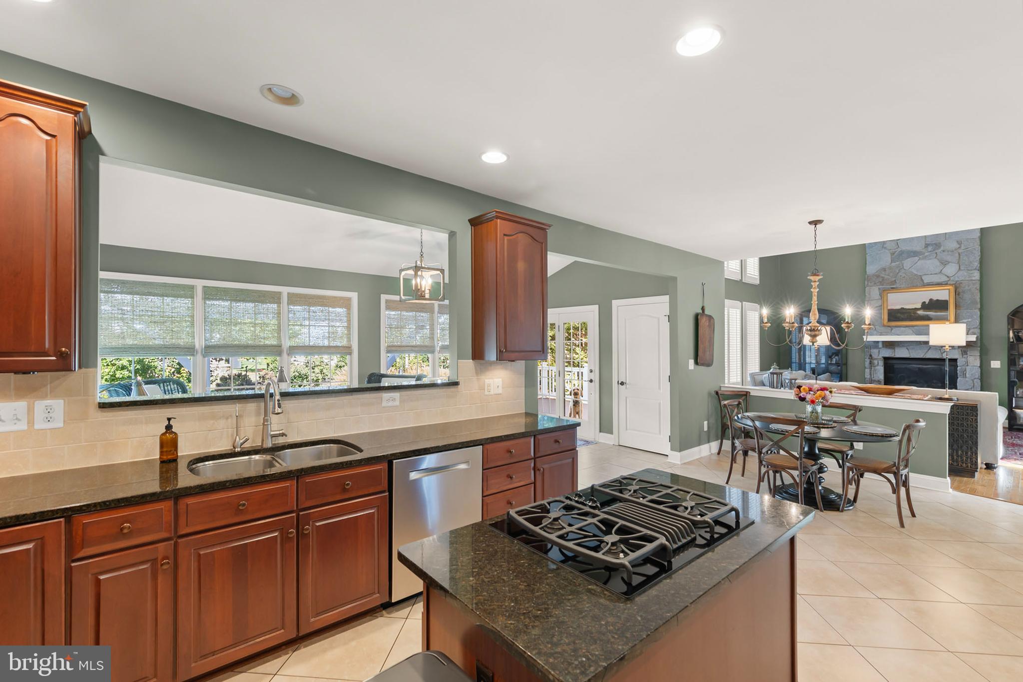 HARVEST RIDGE ESTATES - Residential