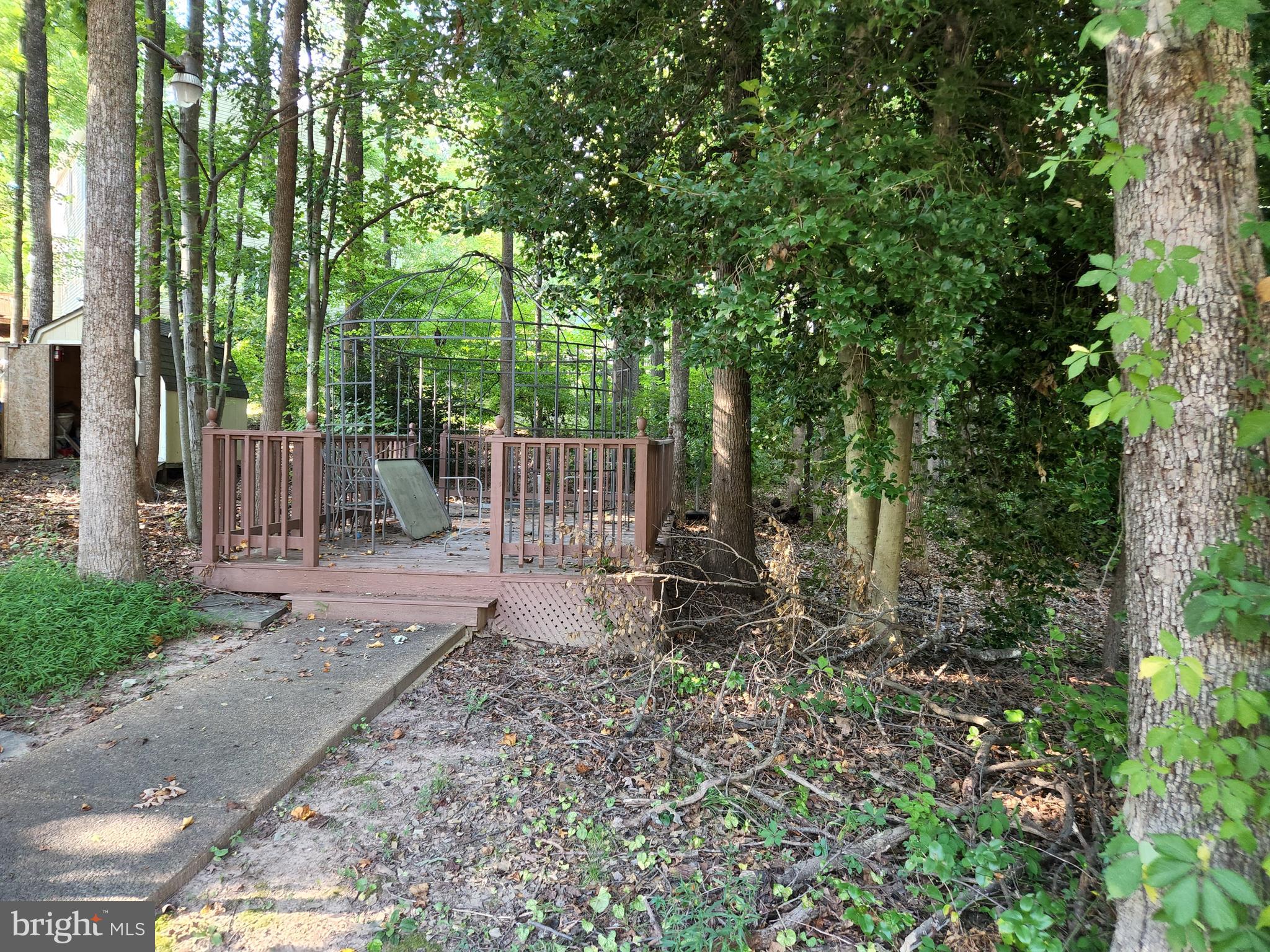 LAKE RIDGE - Residential