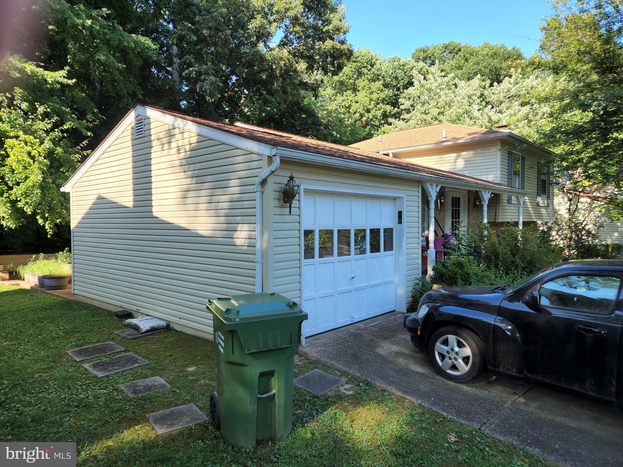 LAKE RIDGE - Residential