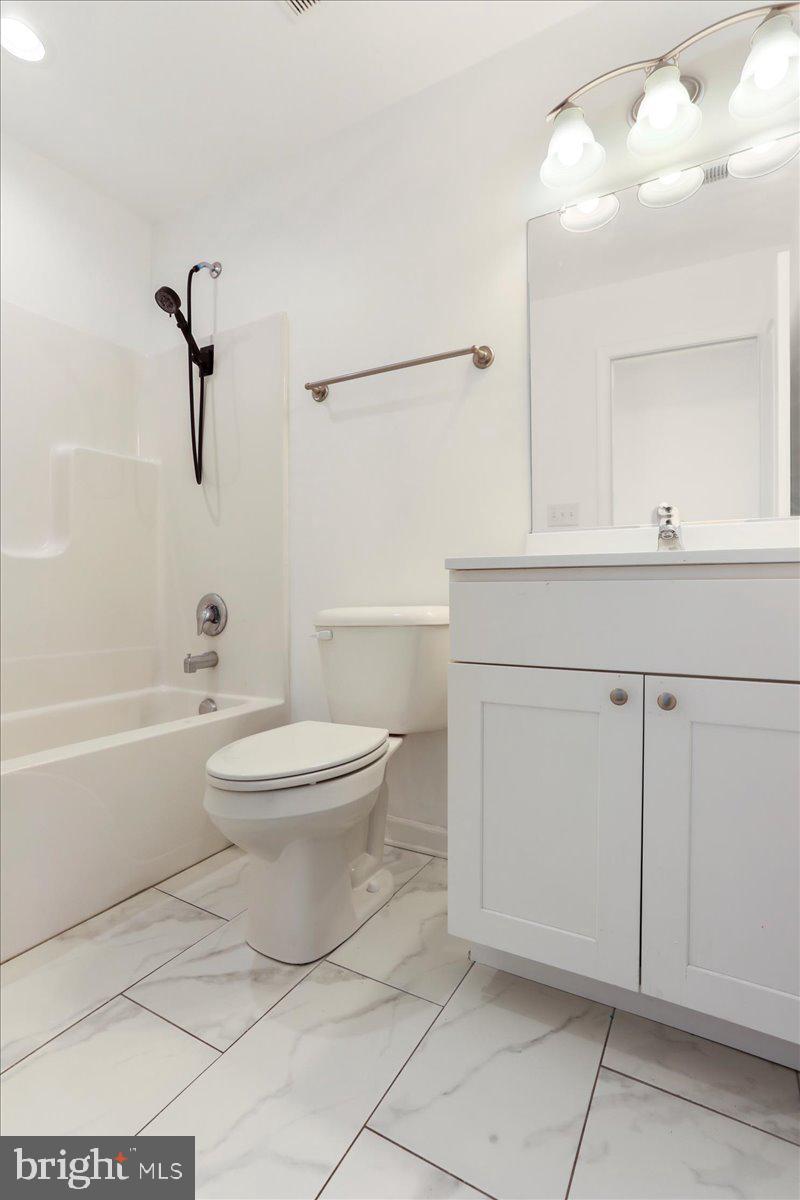 PRENTISS POINT - Residential