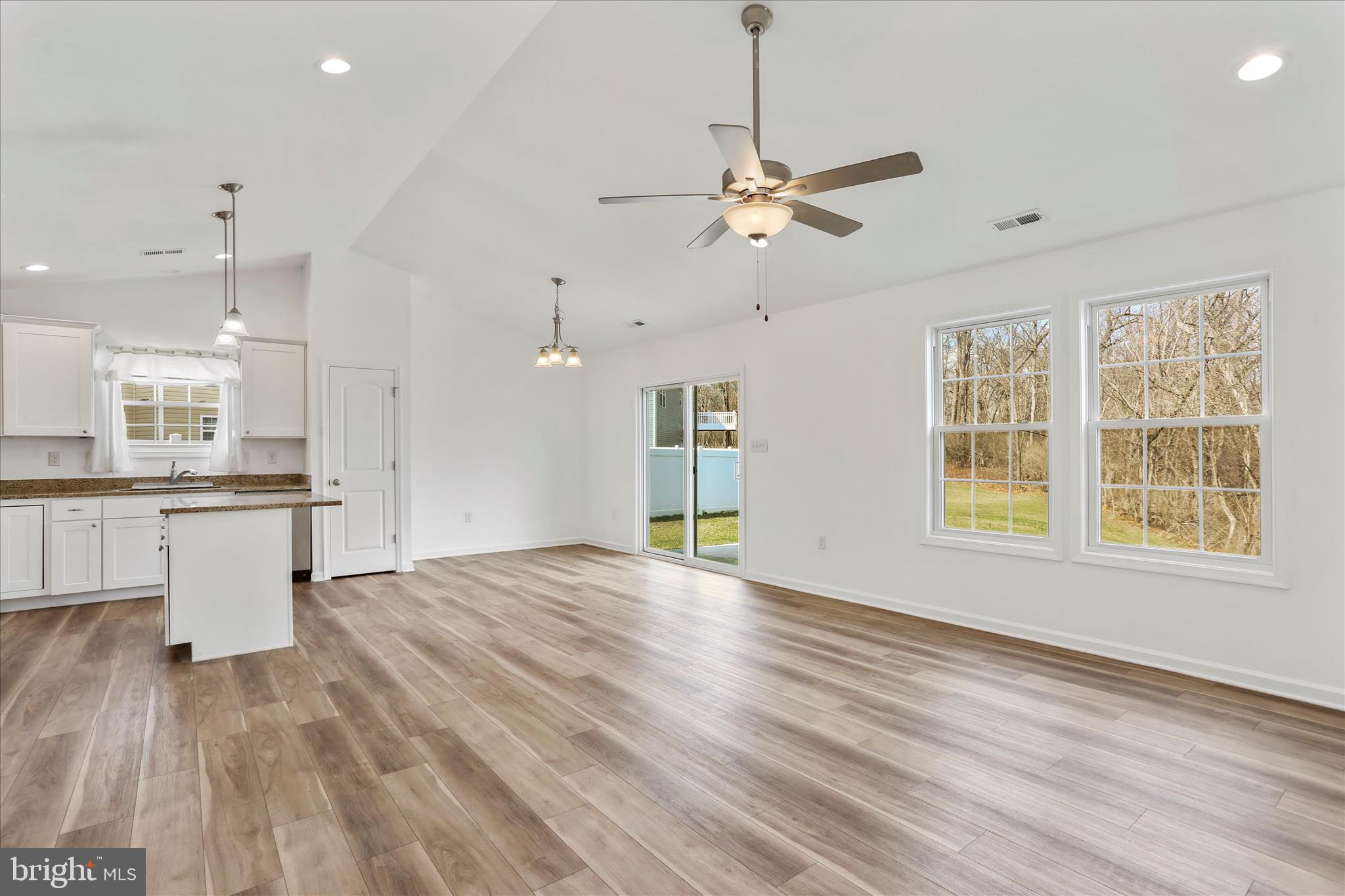 PRENTISS POINT - Residential