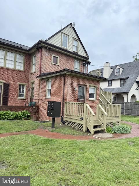 320 E LANCASTER AVENUE 3