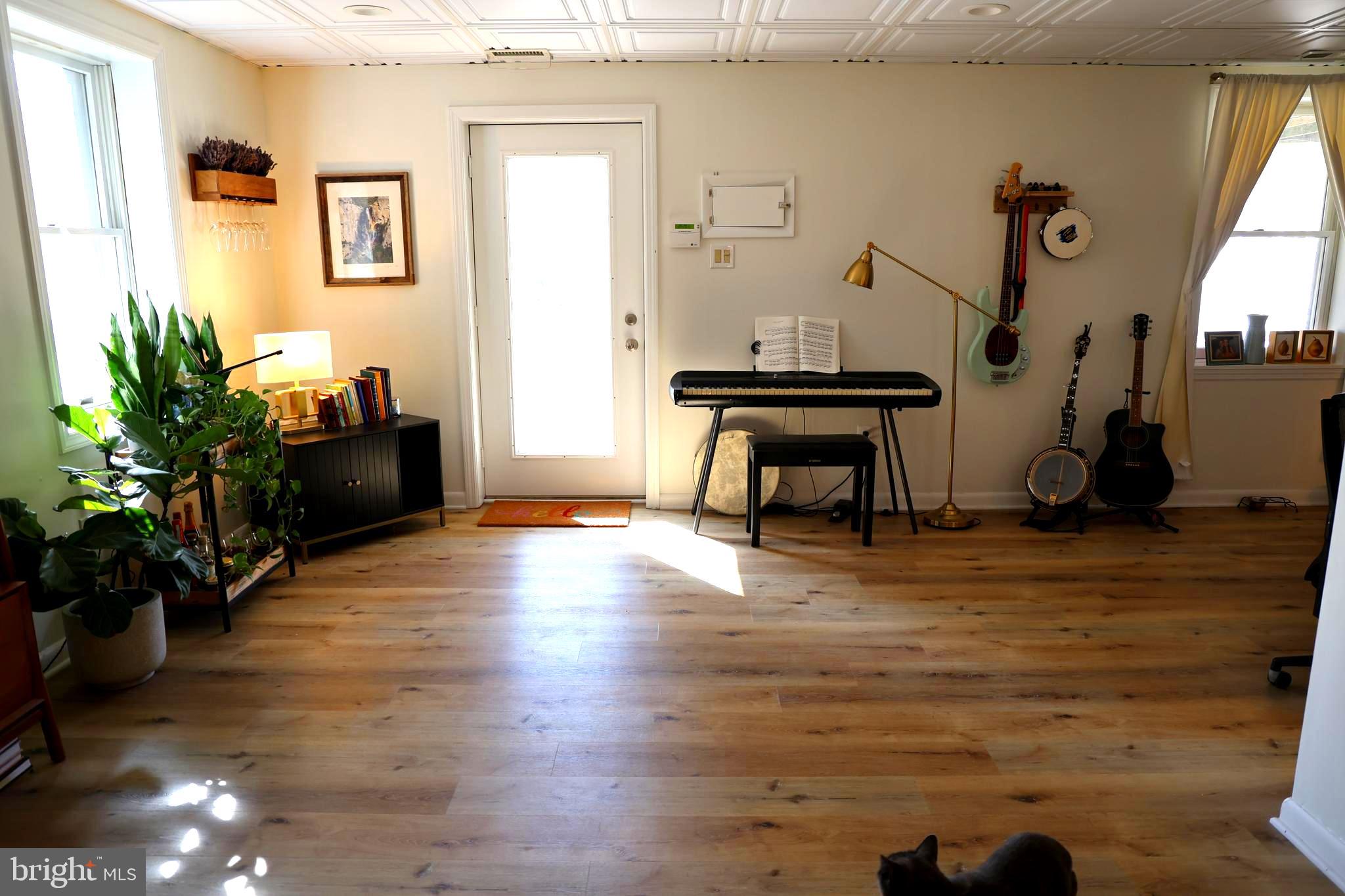 WOOD GLEN FARMS - Residential