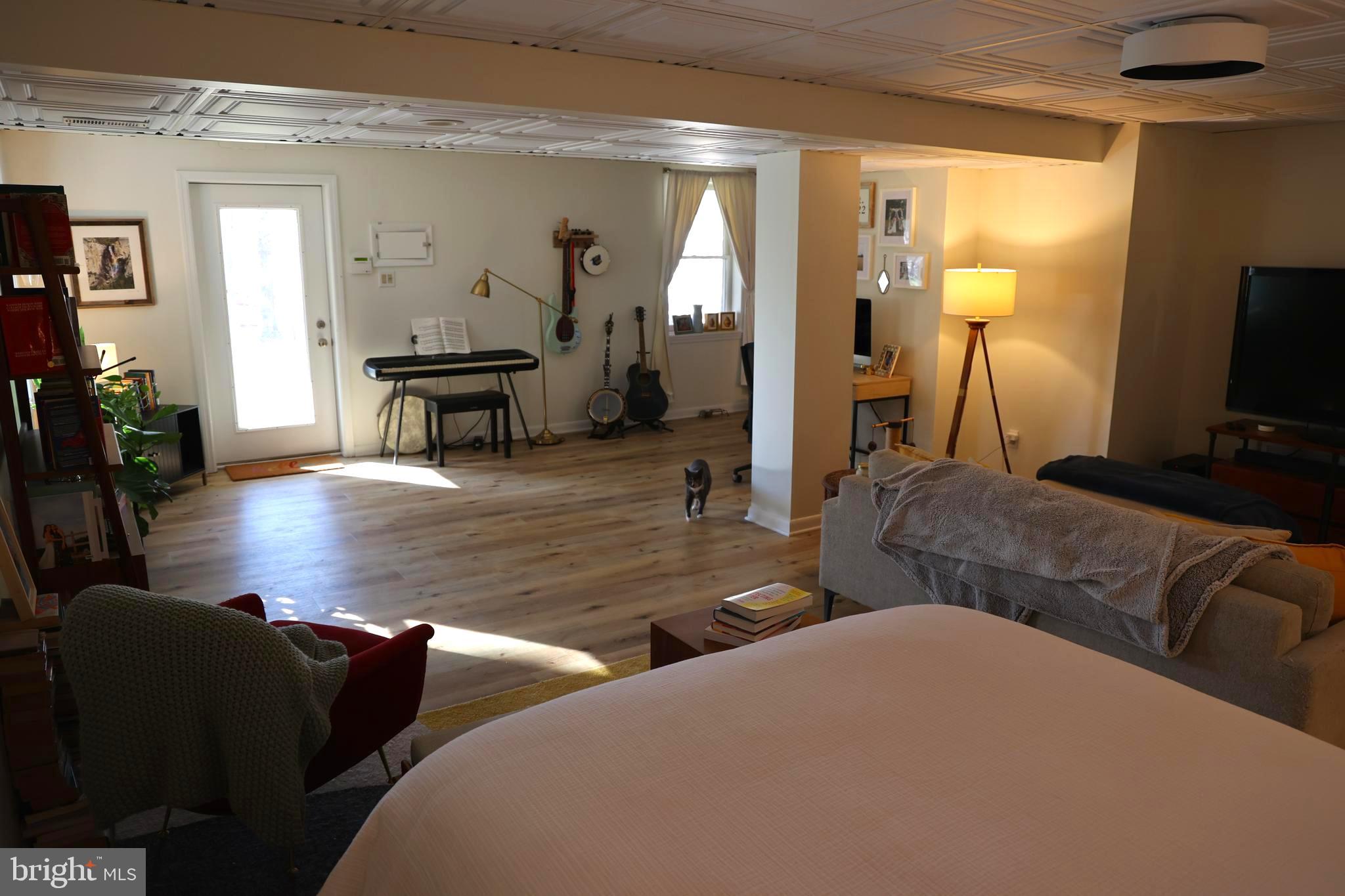 WOOD GLEN FARMS - Residential