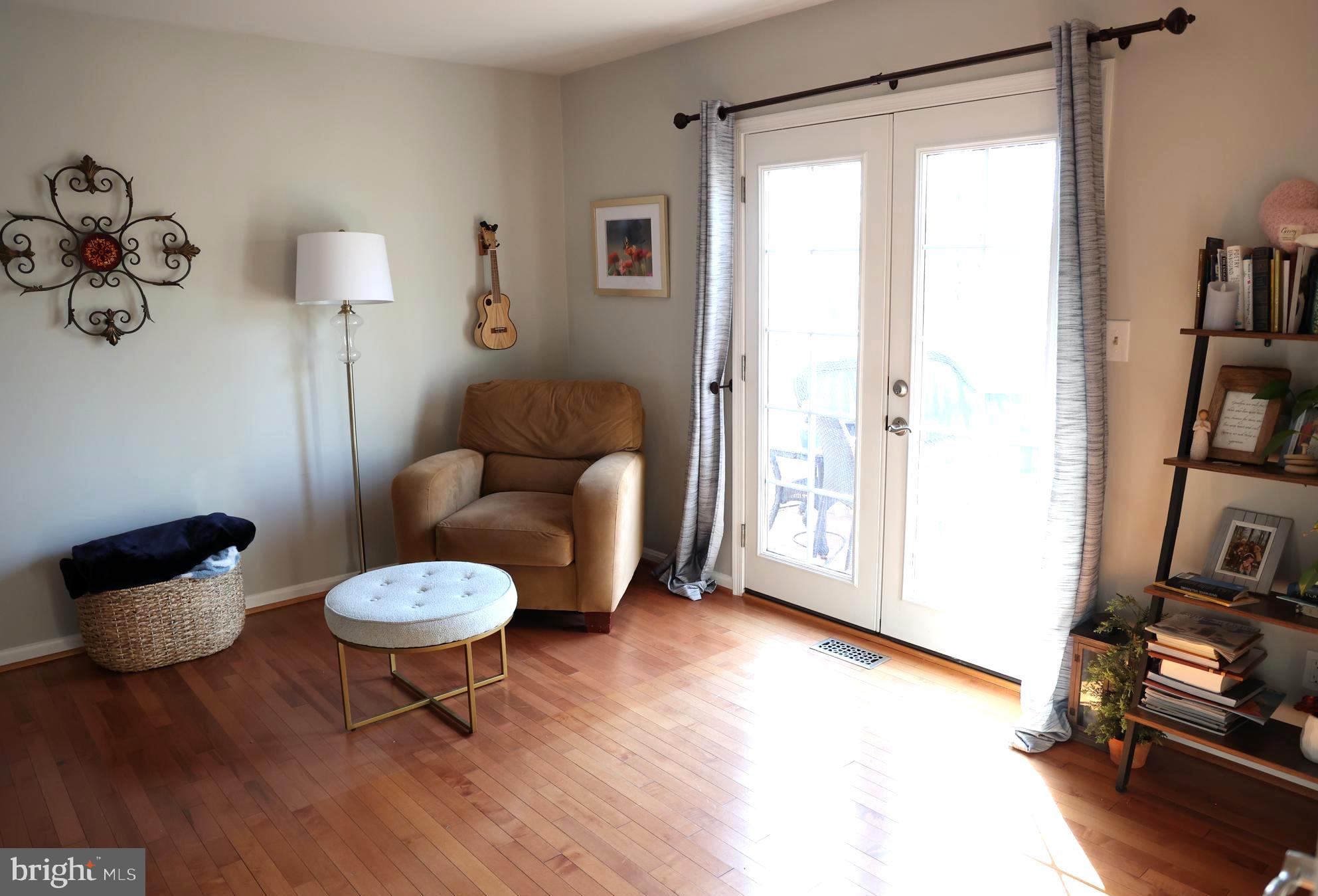 WOOD GLEN FARMS - Residential