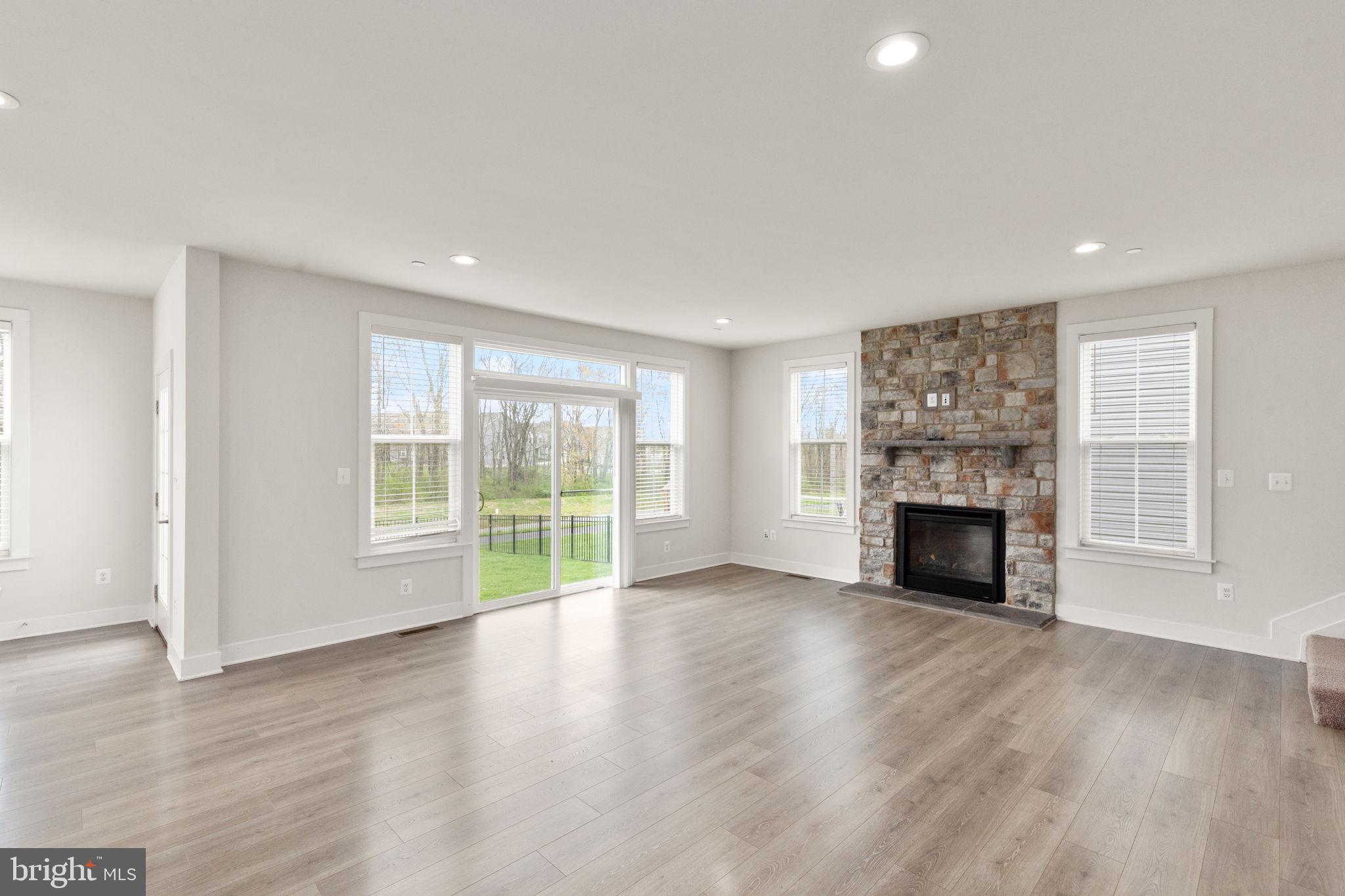 AUMAR HEIGHTS - Residential