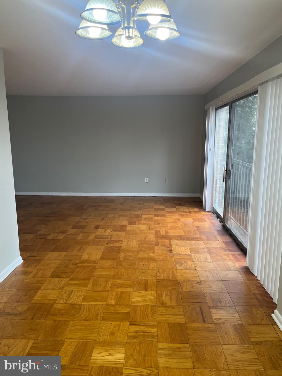 TANGLEWOOD - Residential