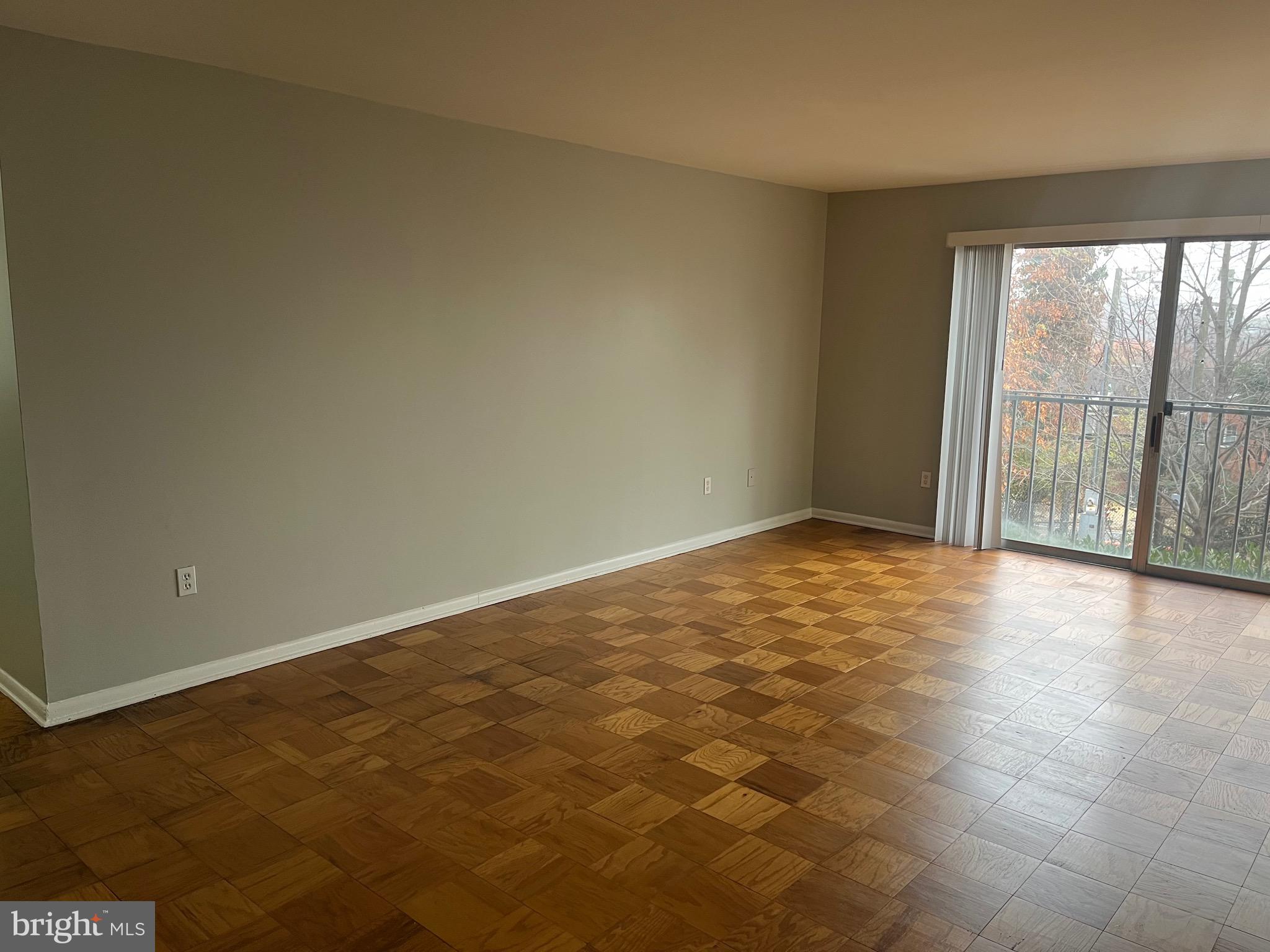 TANGLEWOOD - Residential