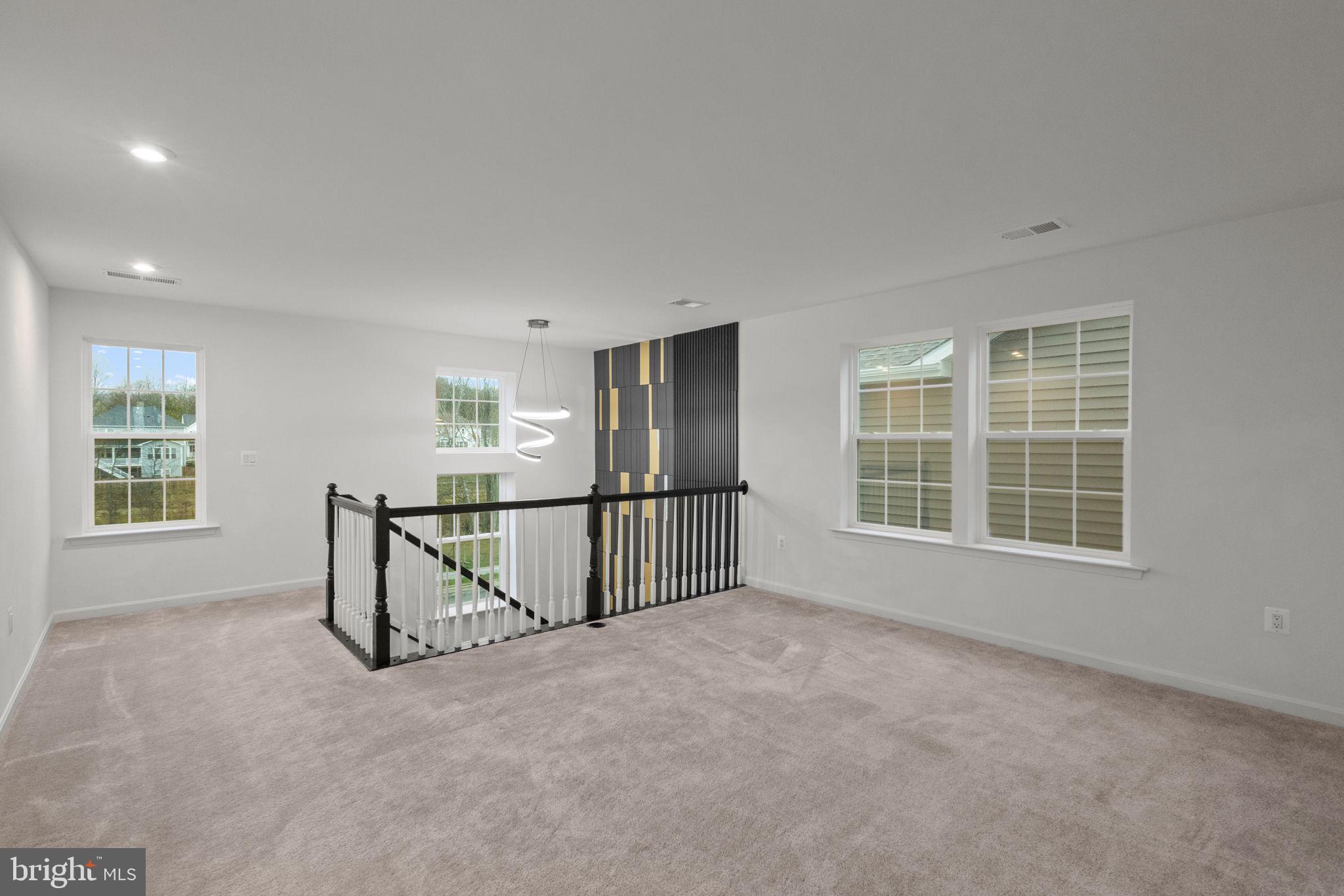 HARRISON VILLAGE - Residential