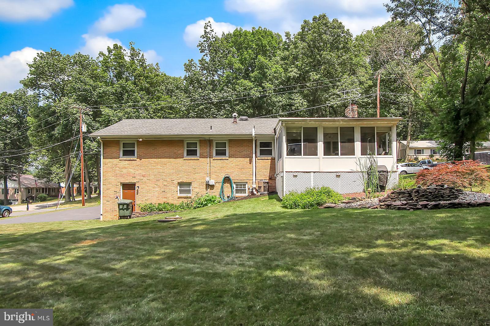 YORK TWP - Residential