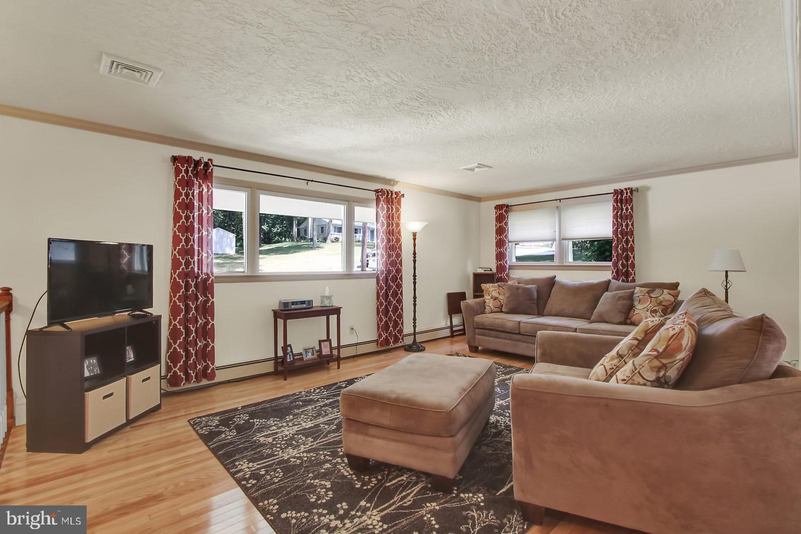 YORK TWP - Residential