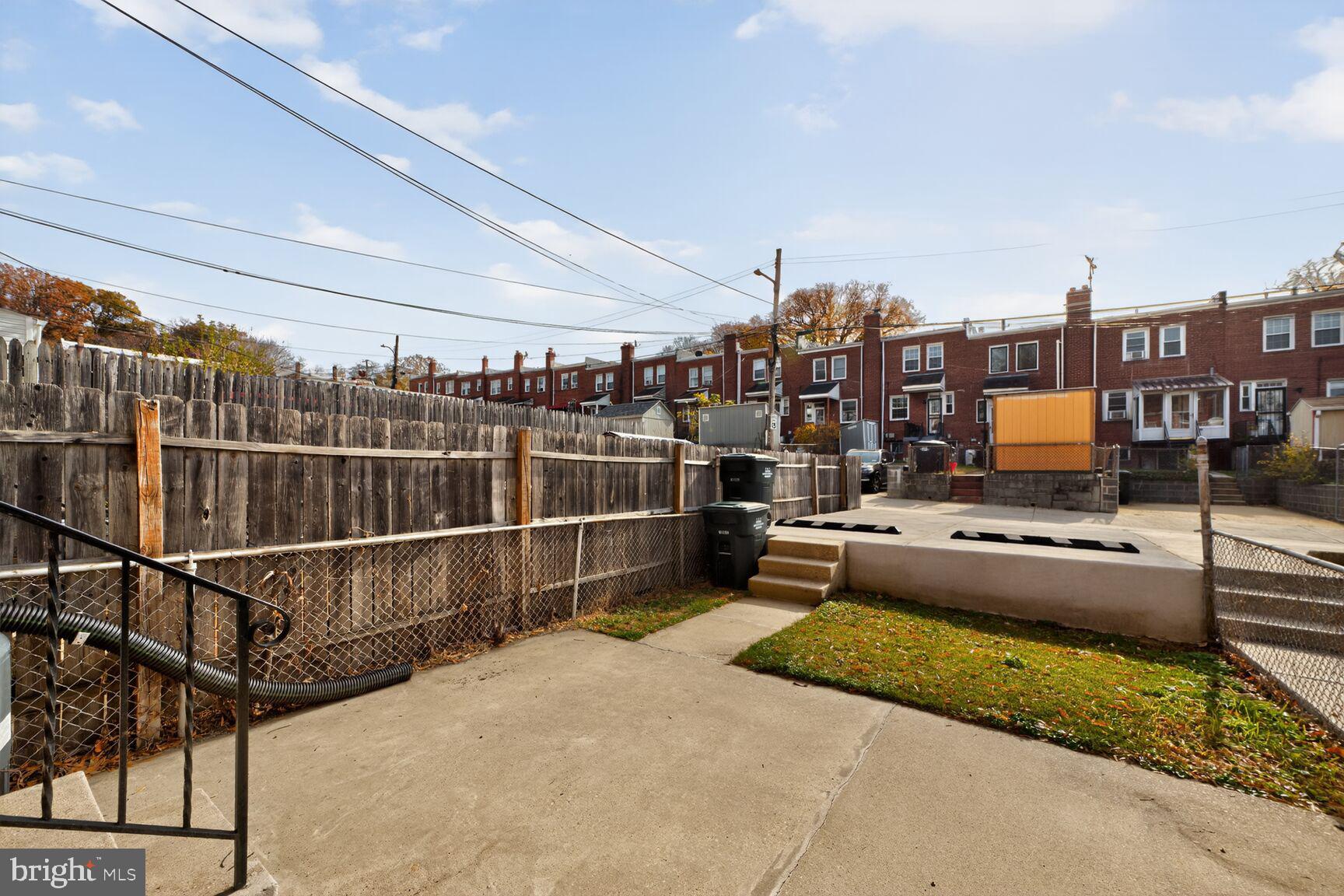 35 CRITTENDEN STREET NE