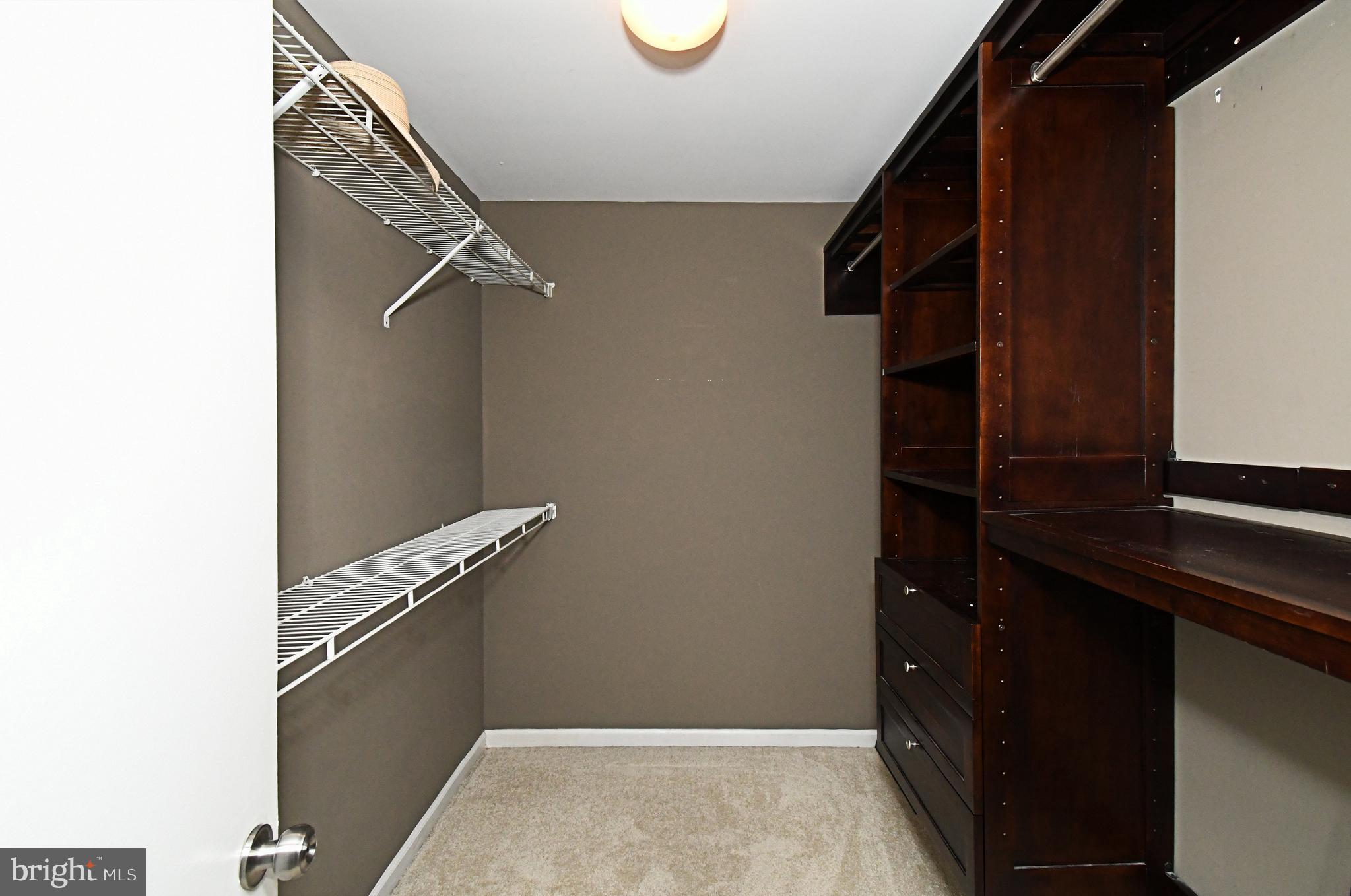 YORKSHIRE COMMONS - Residential