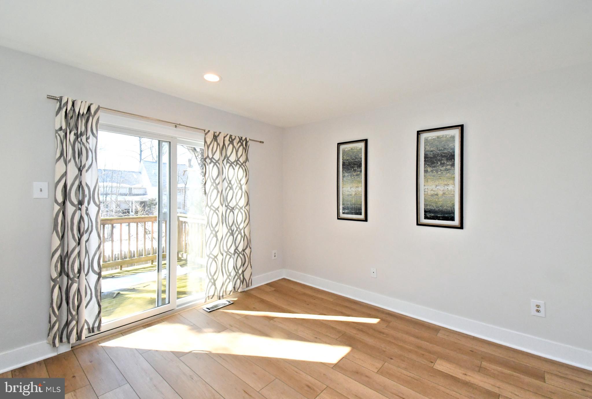 YORKSHIRE COMMONS - Residential