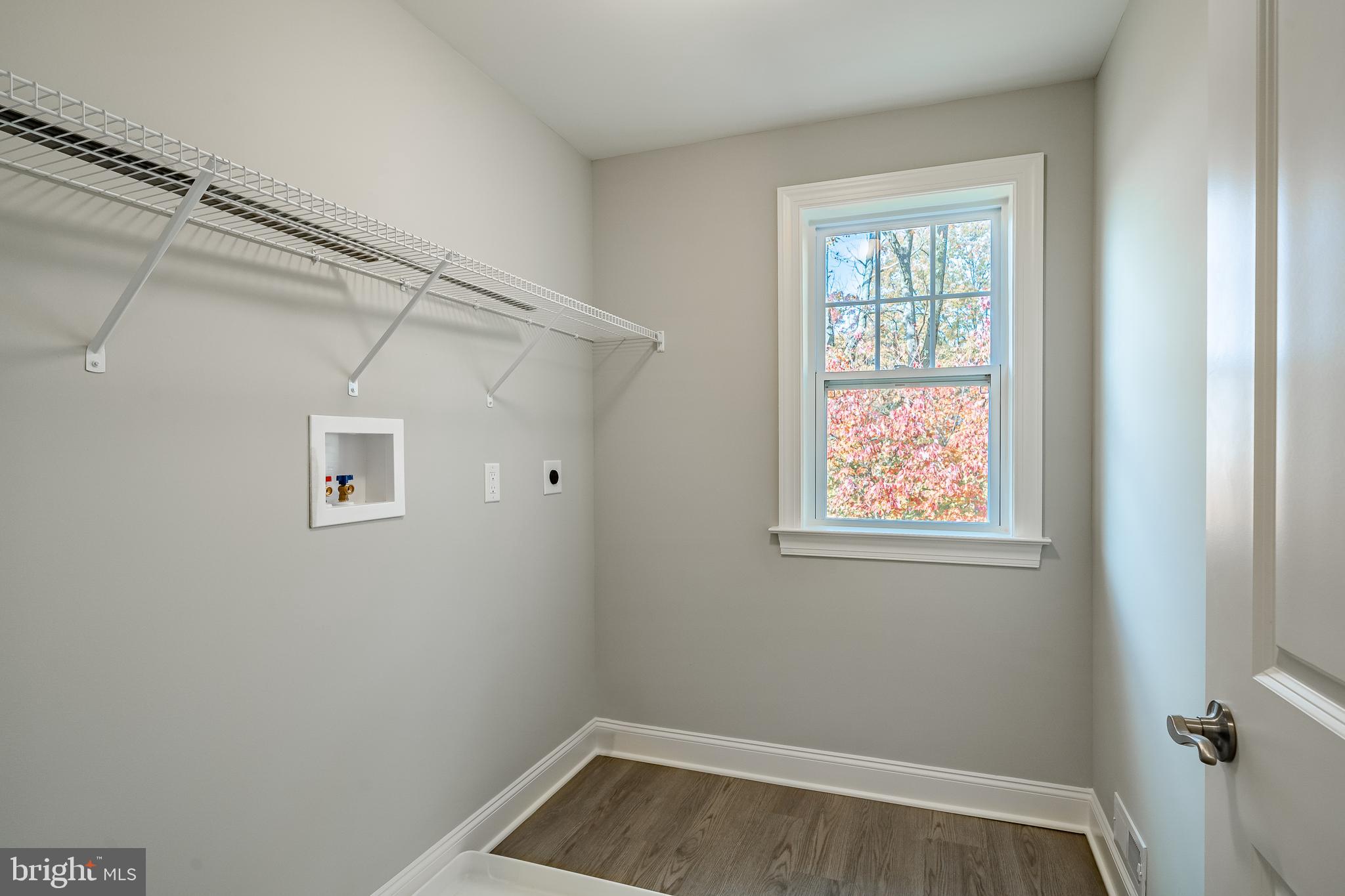 TARRINGTON WOODS - Residential