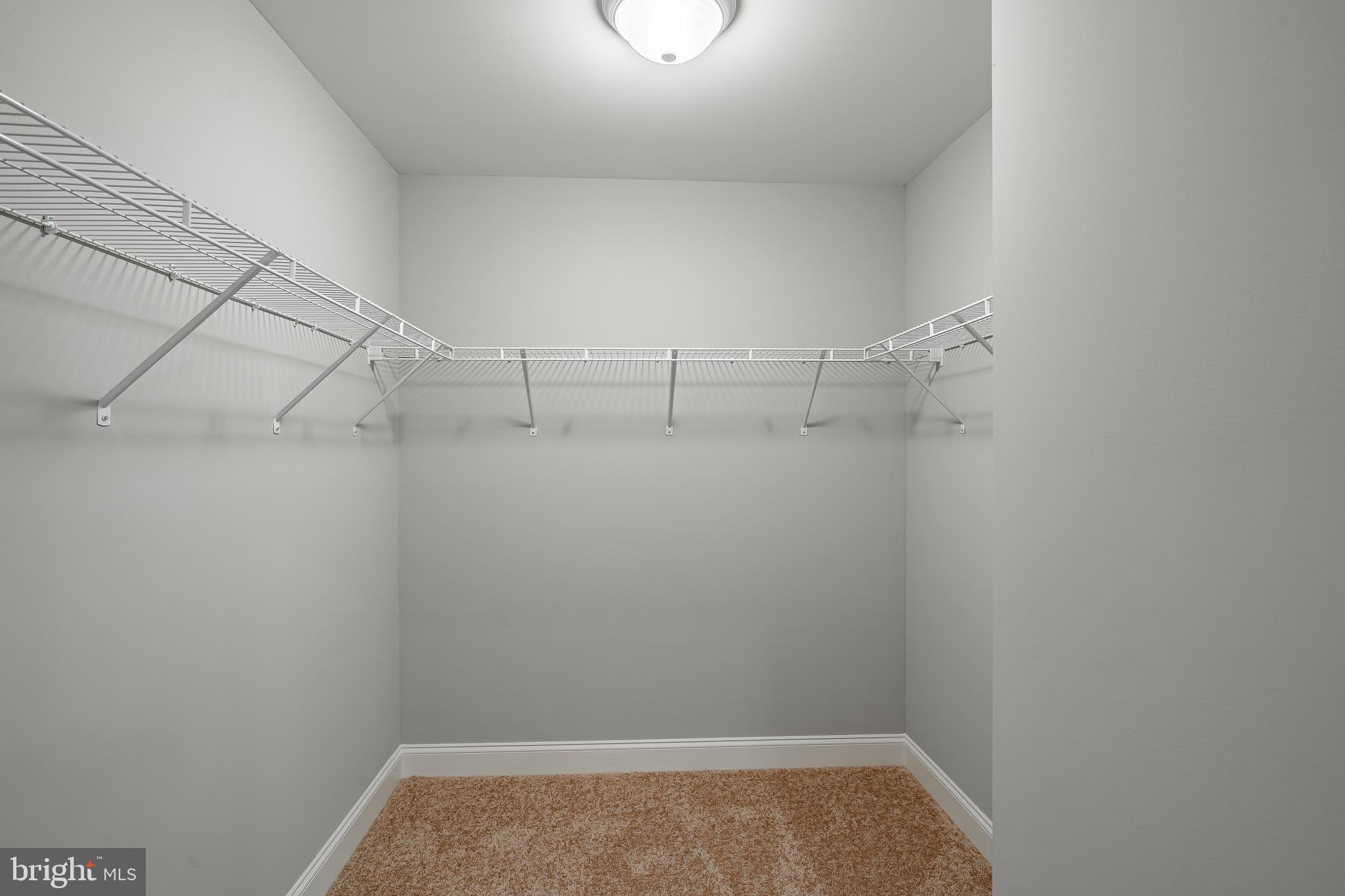 TARRINGTON WOODS - Residential