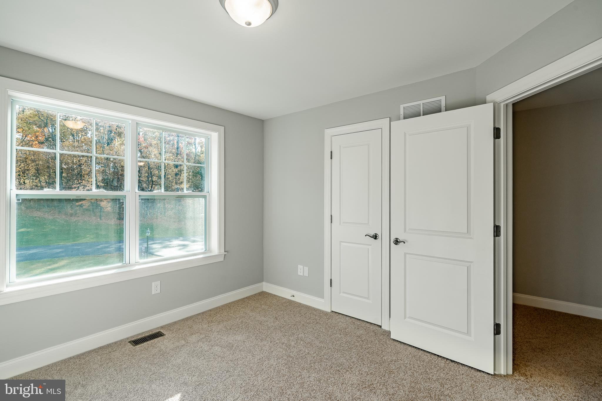 TARRINGTON WOODS - Residential