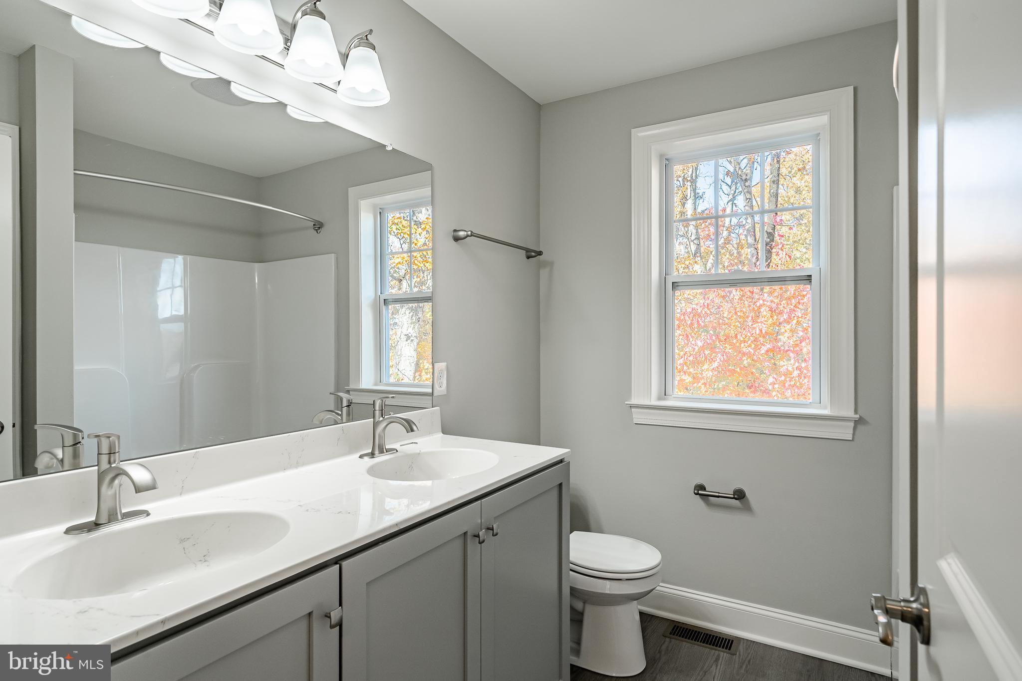 TARRINGTON WOODS - Residential