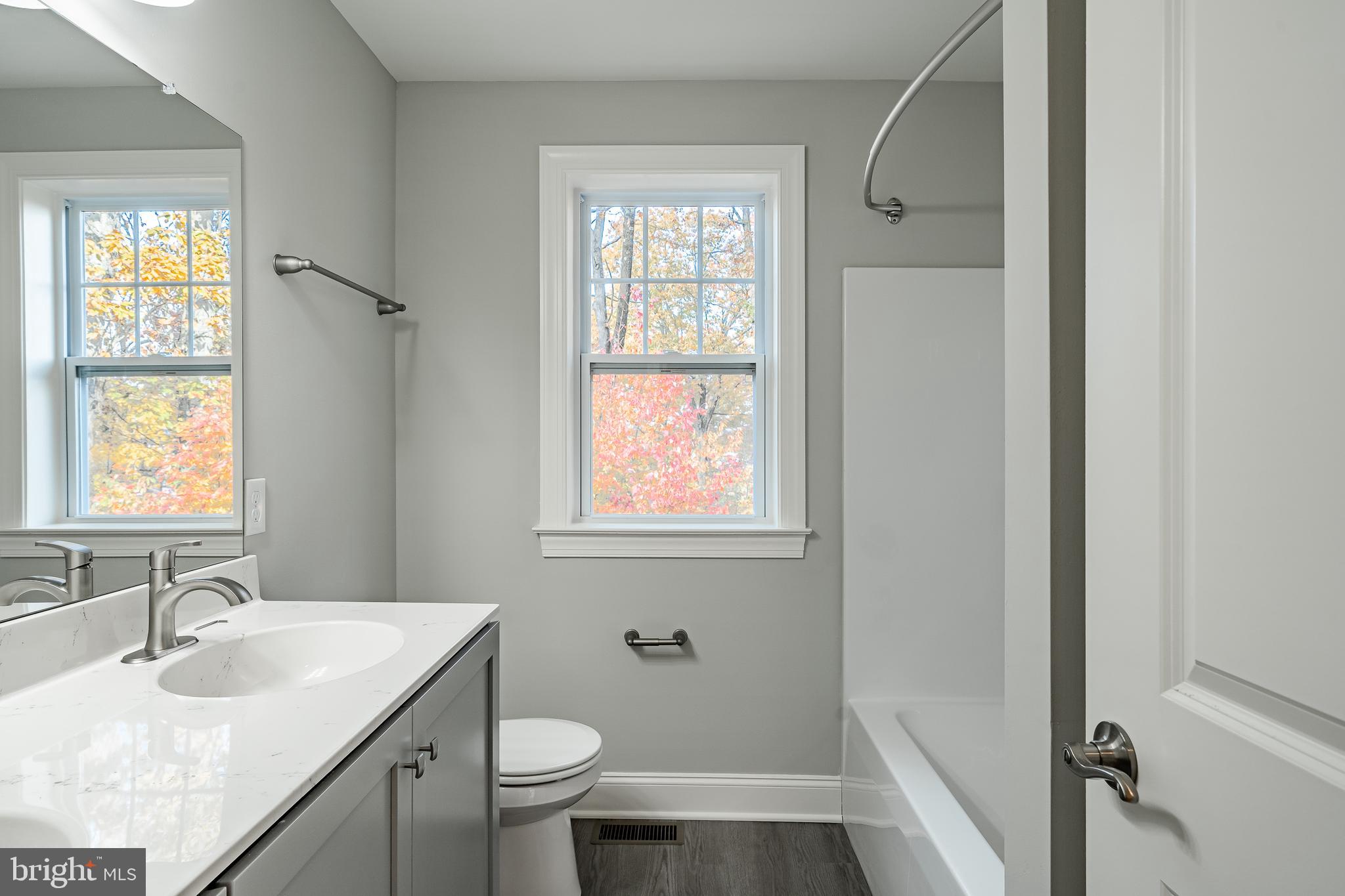 TARRINGTON WOODS - Residential