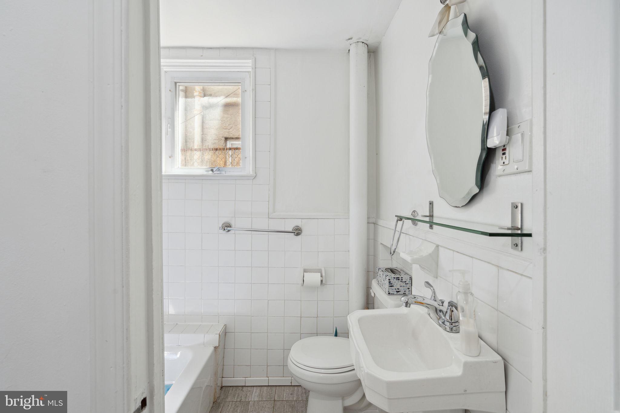 GRADUATE HOSPITAL - Residential