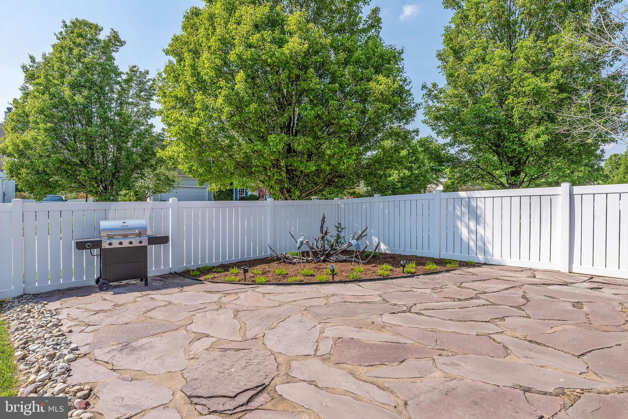 NORTH BROOK - Residential