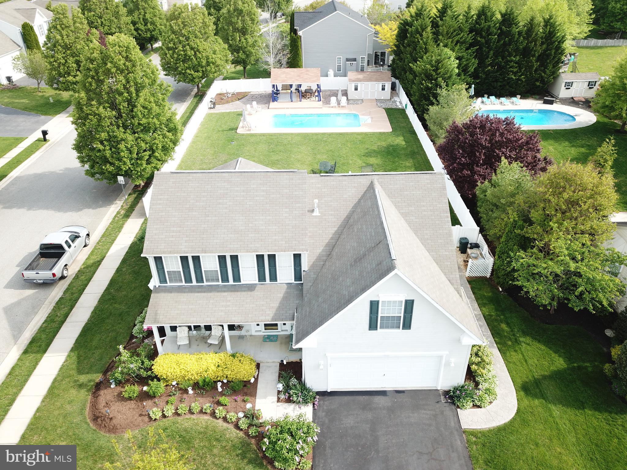 NORTH BROOK - Residential