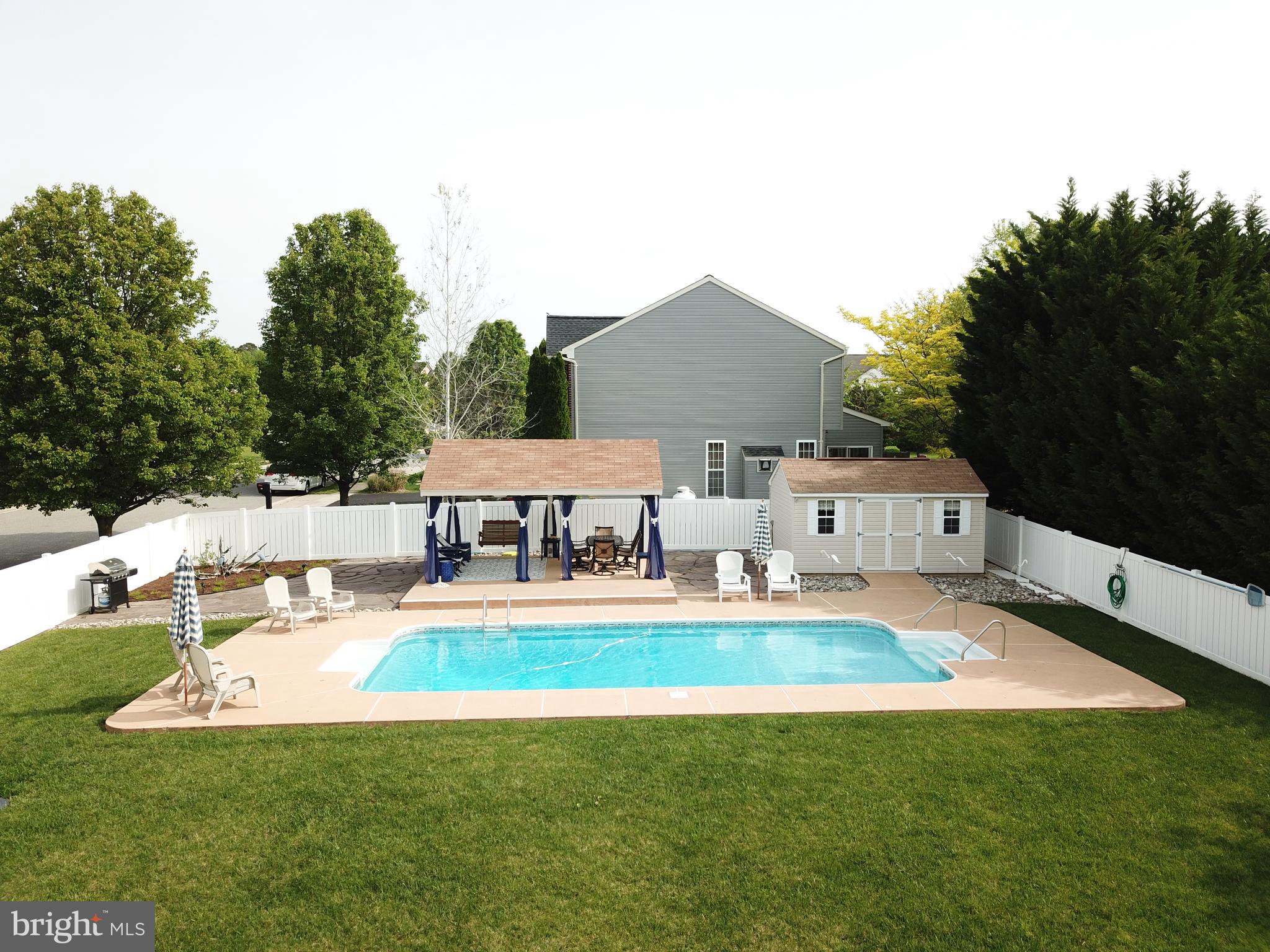 NORTH BROOK - Residential