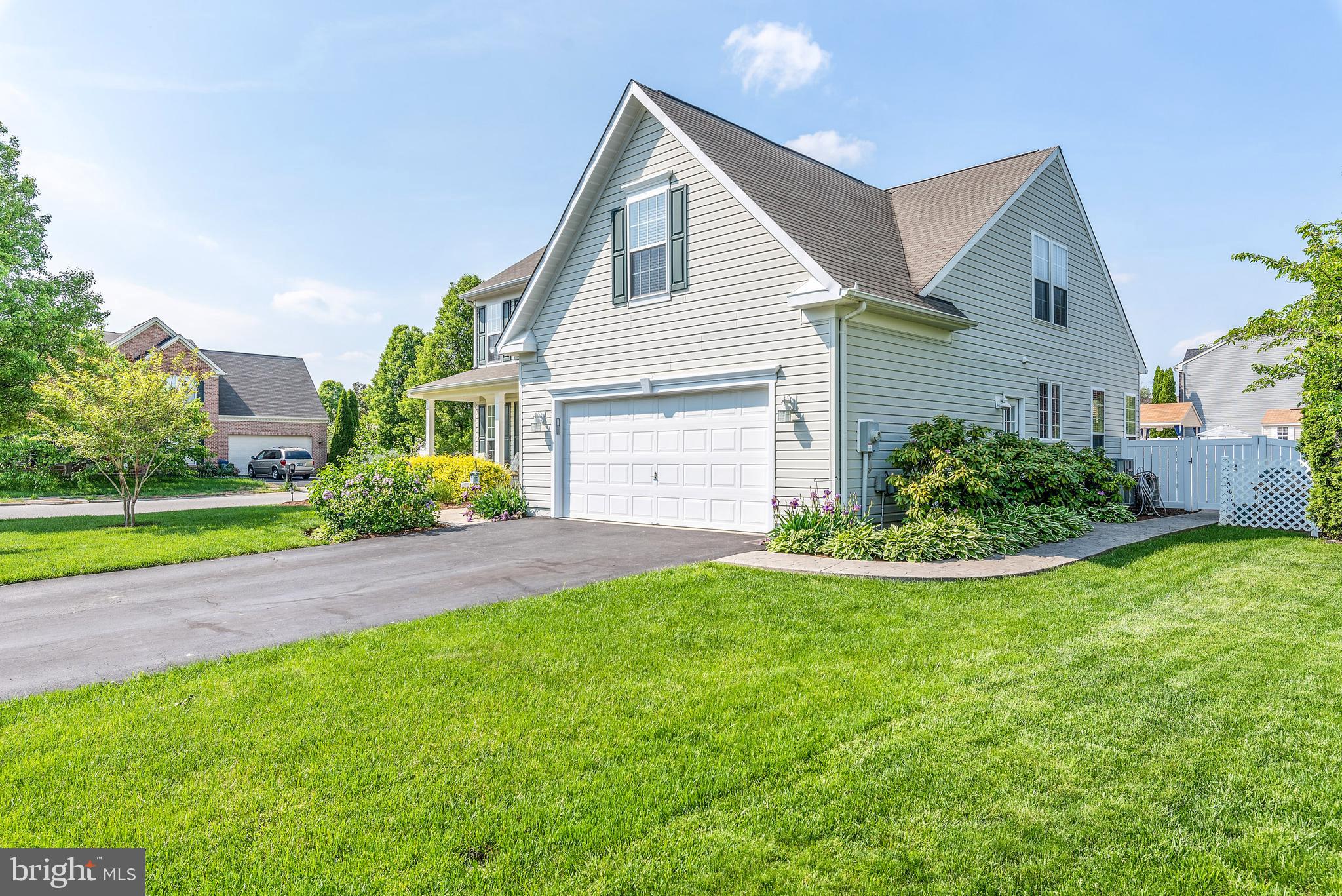 NORTH BROOK - Residential