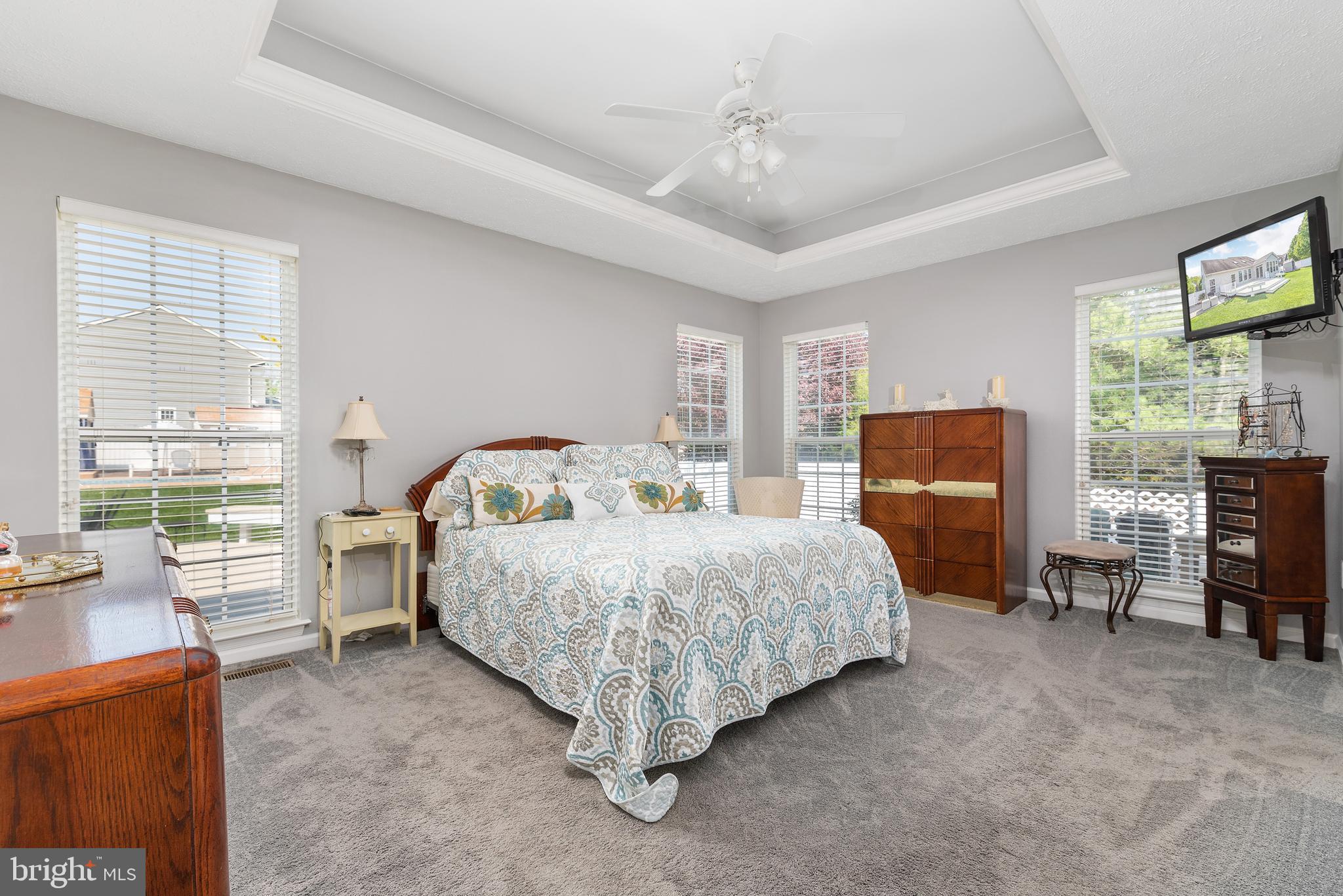 NORTH BROOK - Residential